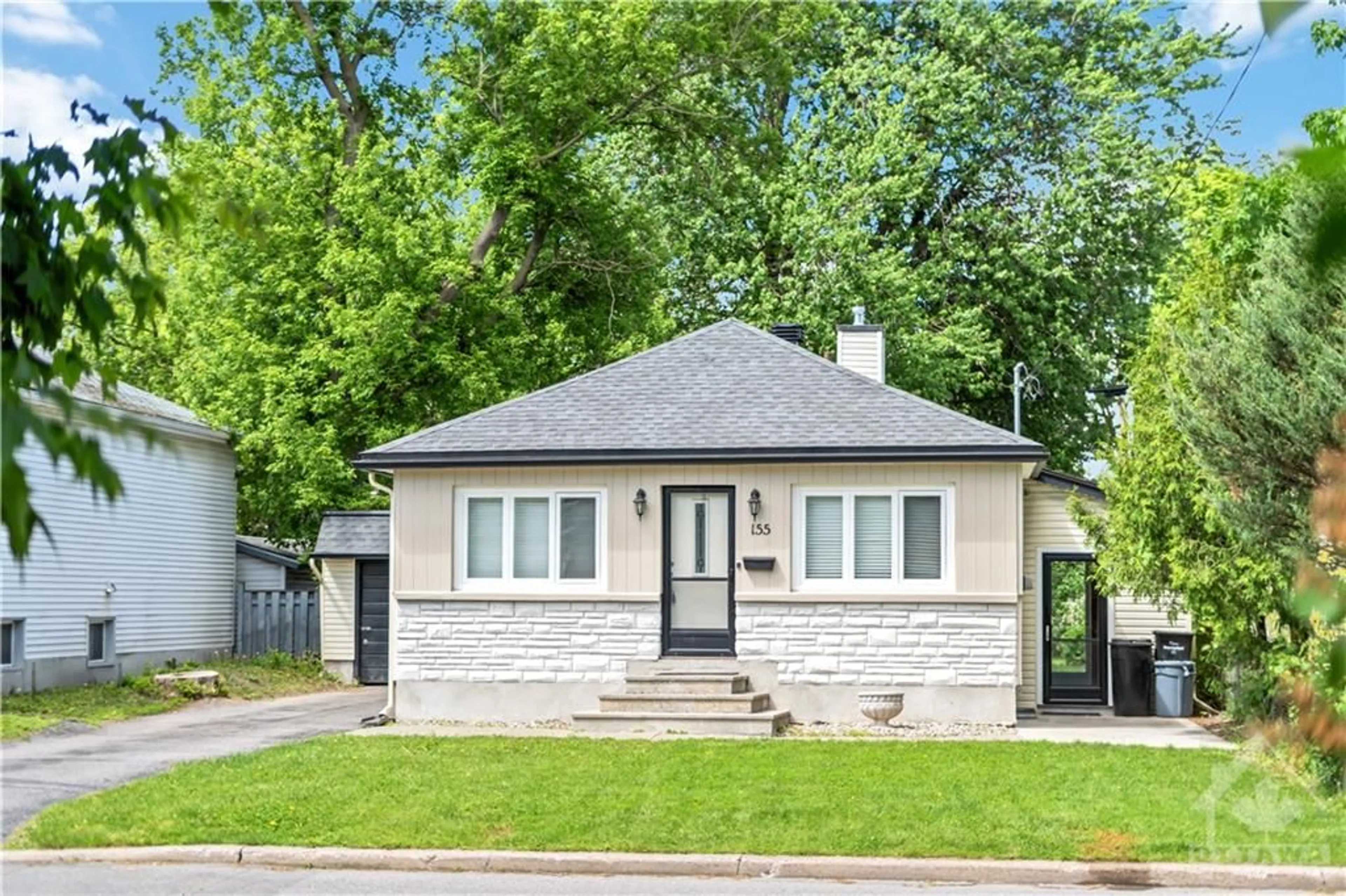 Frontside or backside of a home for 155 GLYNN Ave, Ottawa Ontario K1K 1S5