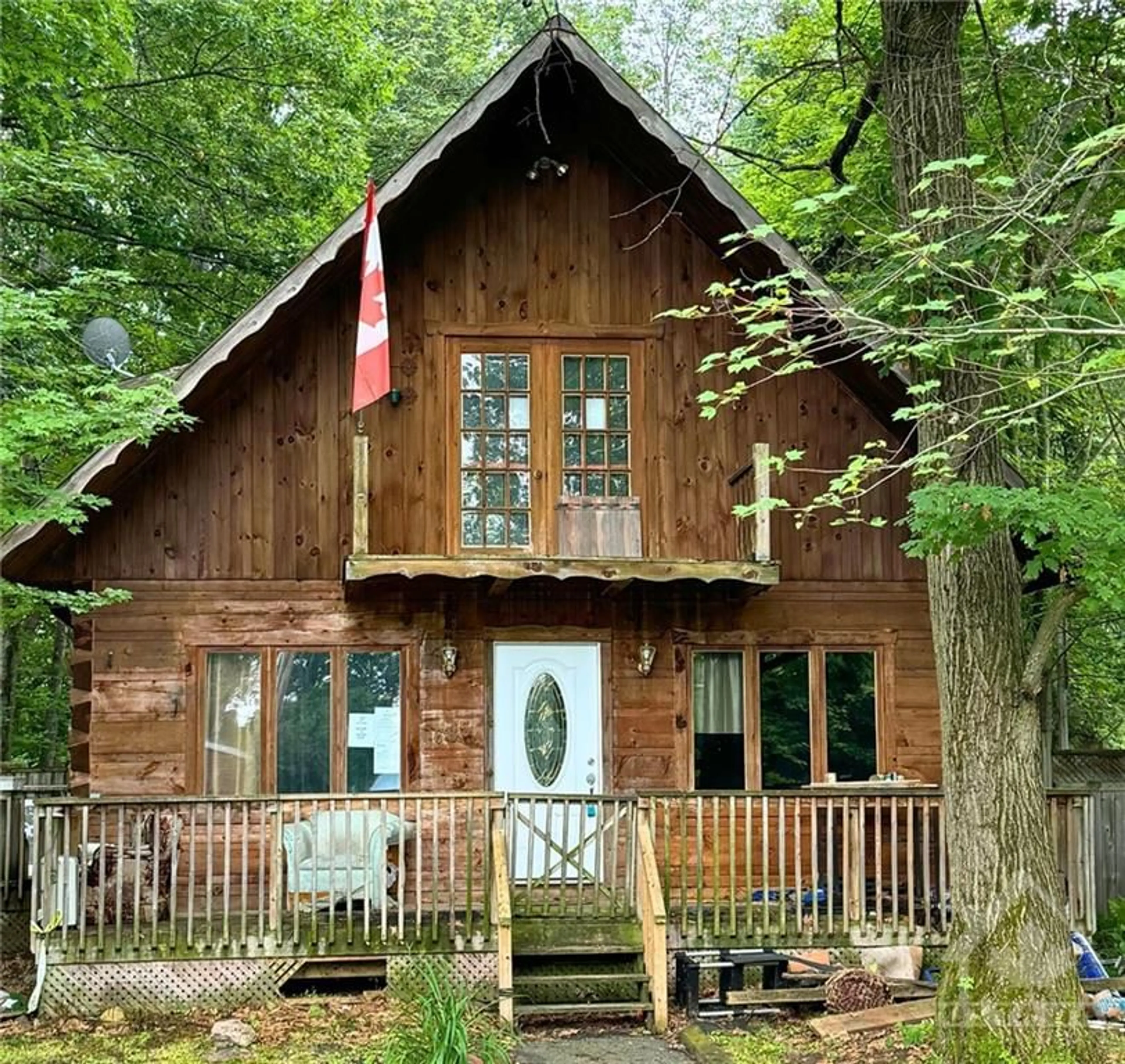 Cottage for 685 BAYVIEW Dr, Constance Bay Ontario K0A 3M0