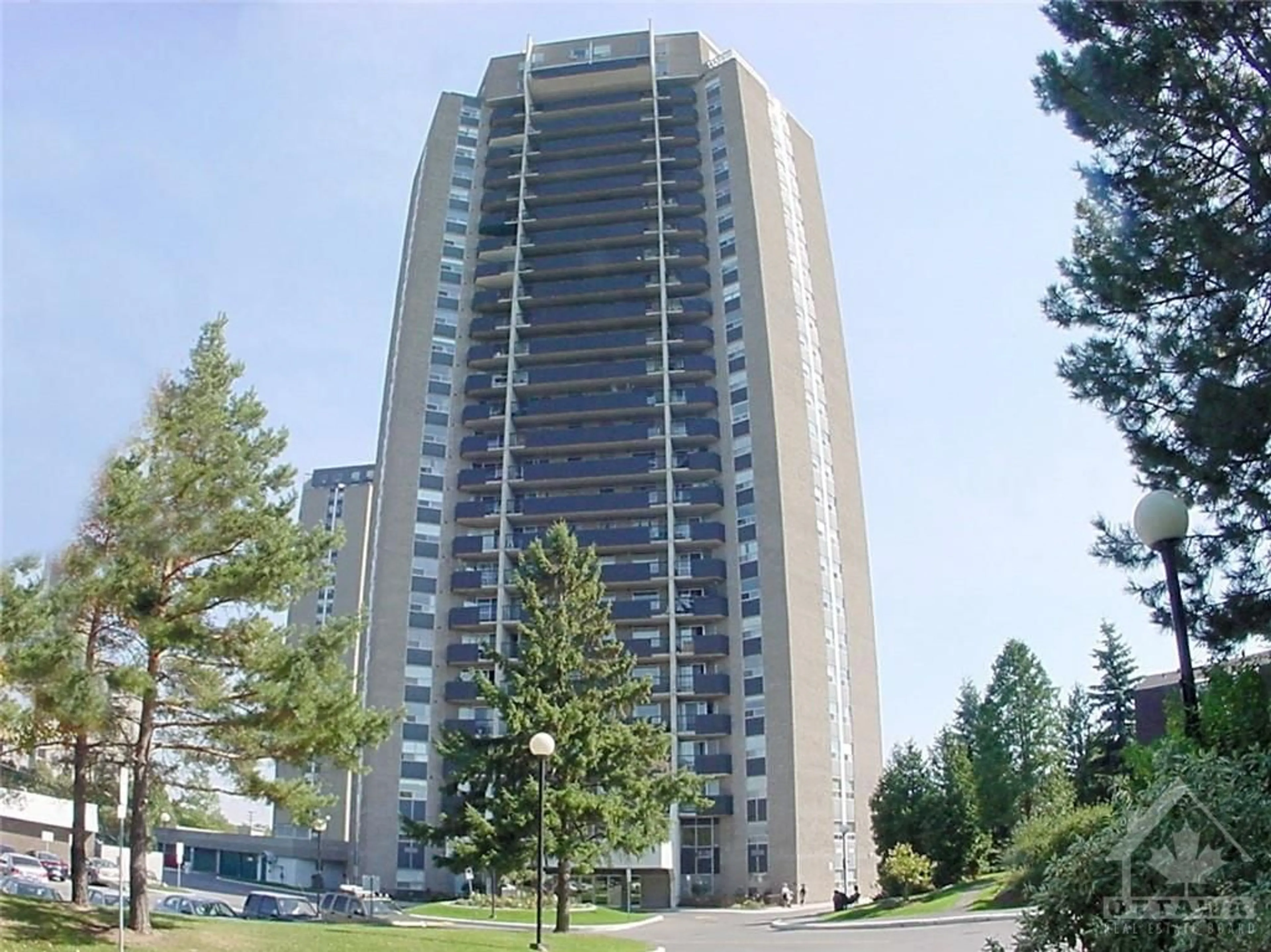 A pic from exterior of the house or condo for 900 DYNES Rd #1104, Ottawa Ontario K2C 3L6