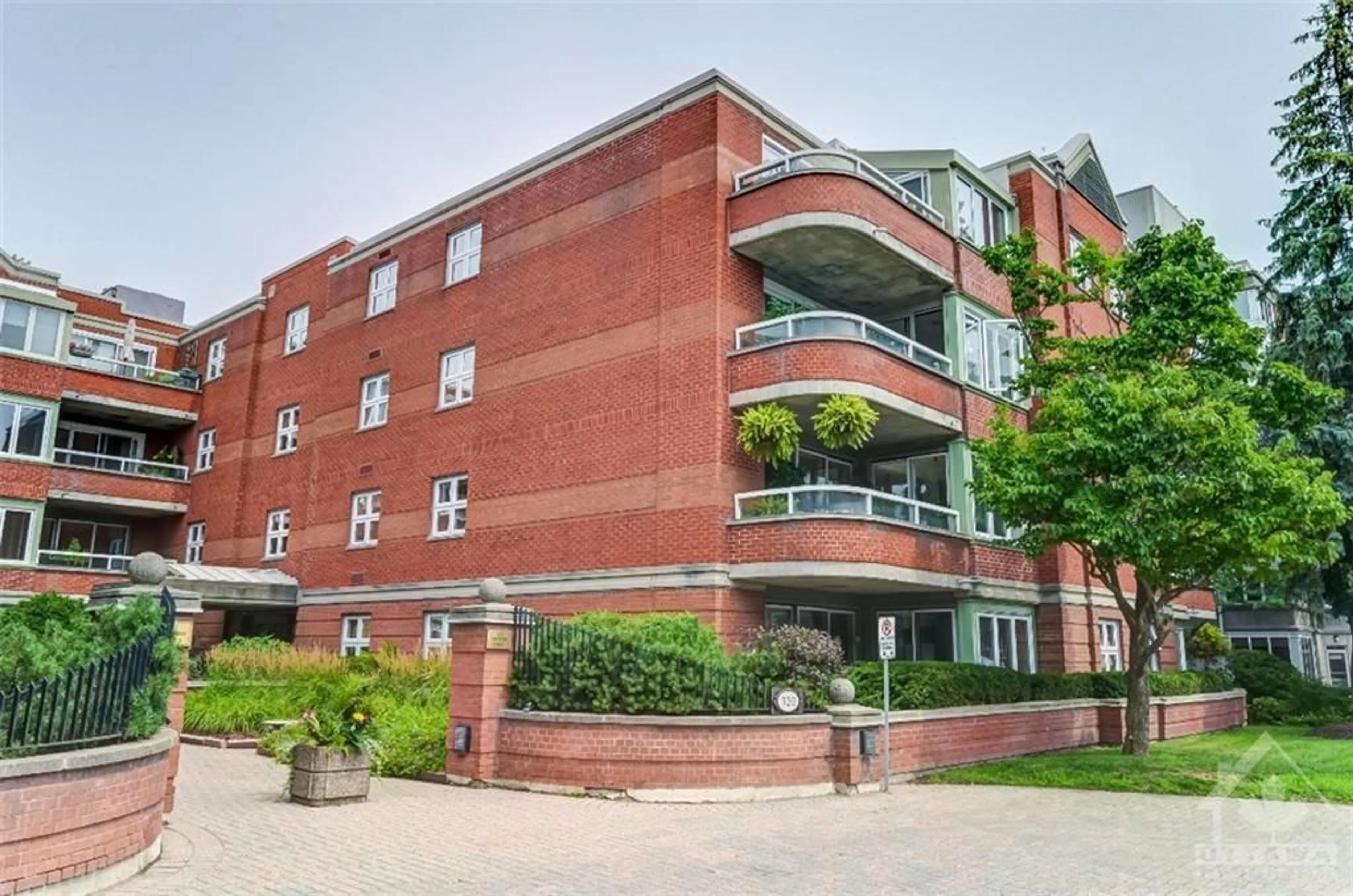 A pic from exterior of the house or condo for 320 CRICHTON St #204, Ottawa Ontario K1M 1W5