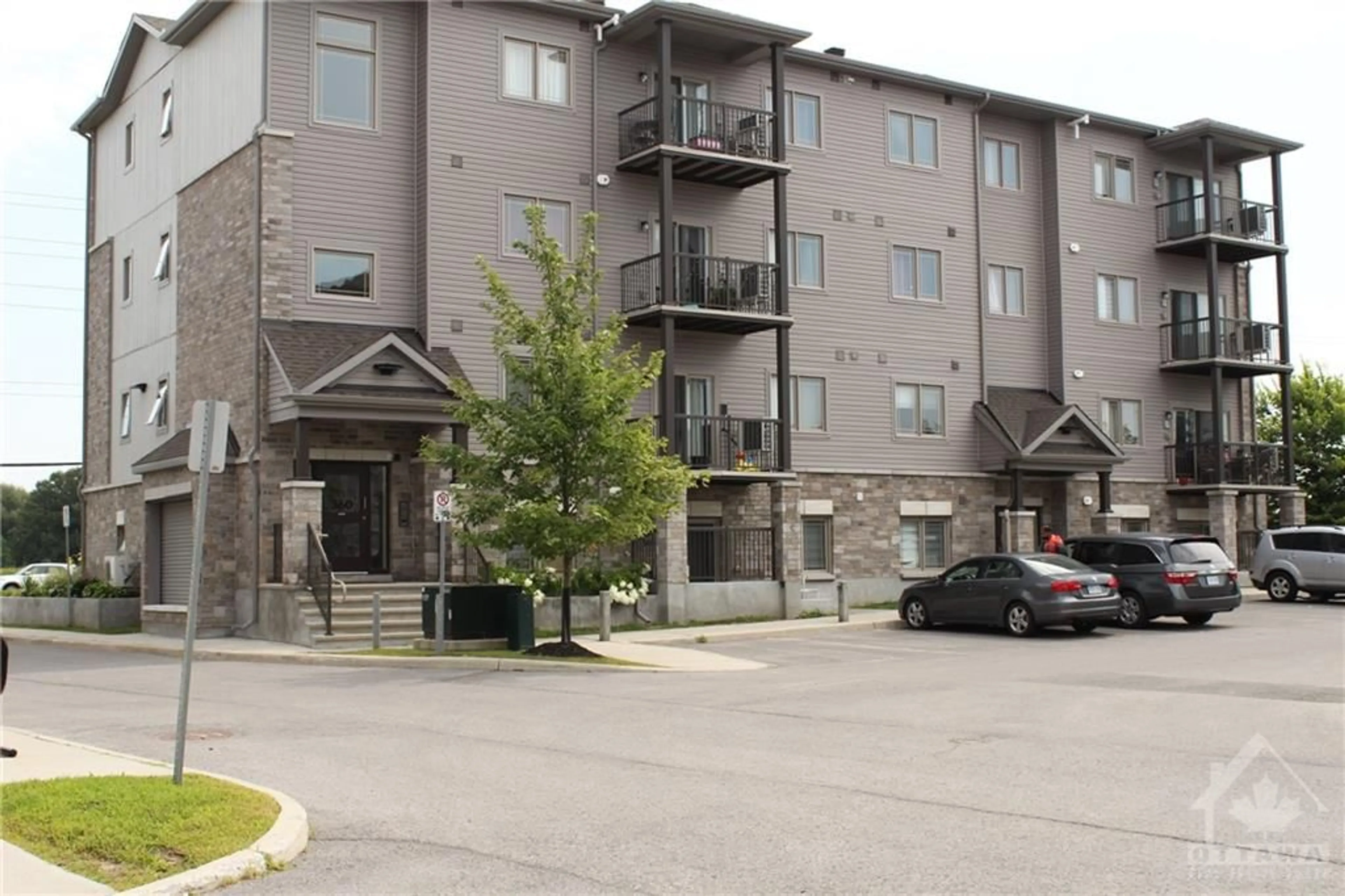 A pic from exterior of the house or condo for 360 TRIBECA Pvt #1, Ottawa Ontario K2J 4J3