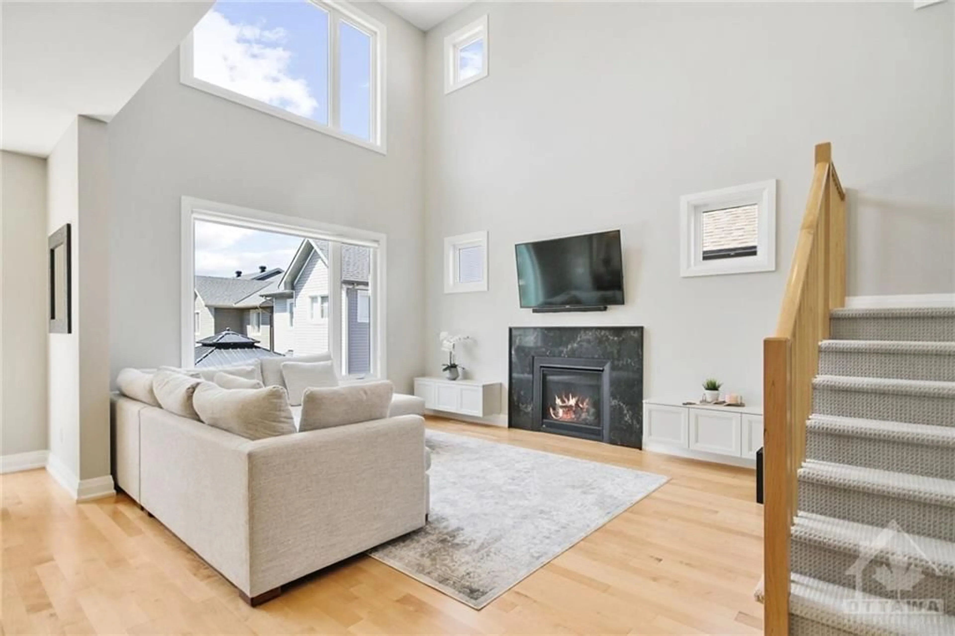 Living room, wood floors for 4530 KELLY FARM Dr, Ottawa Ontario K1X 0E7