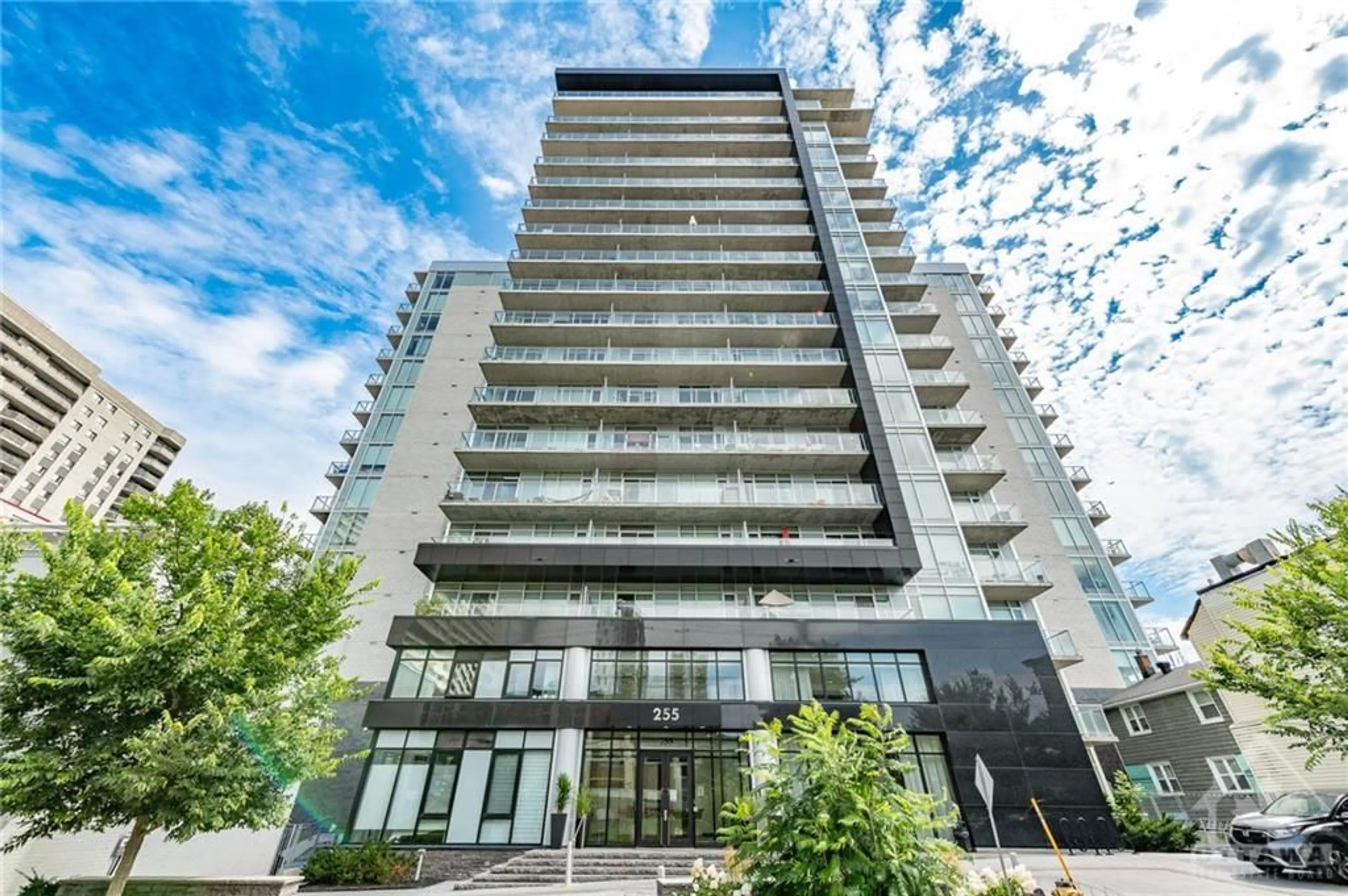 A pic from exterior of the house or condo for 255 BAY St #1205, Ottawa Ontario K1R 0C5