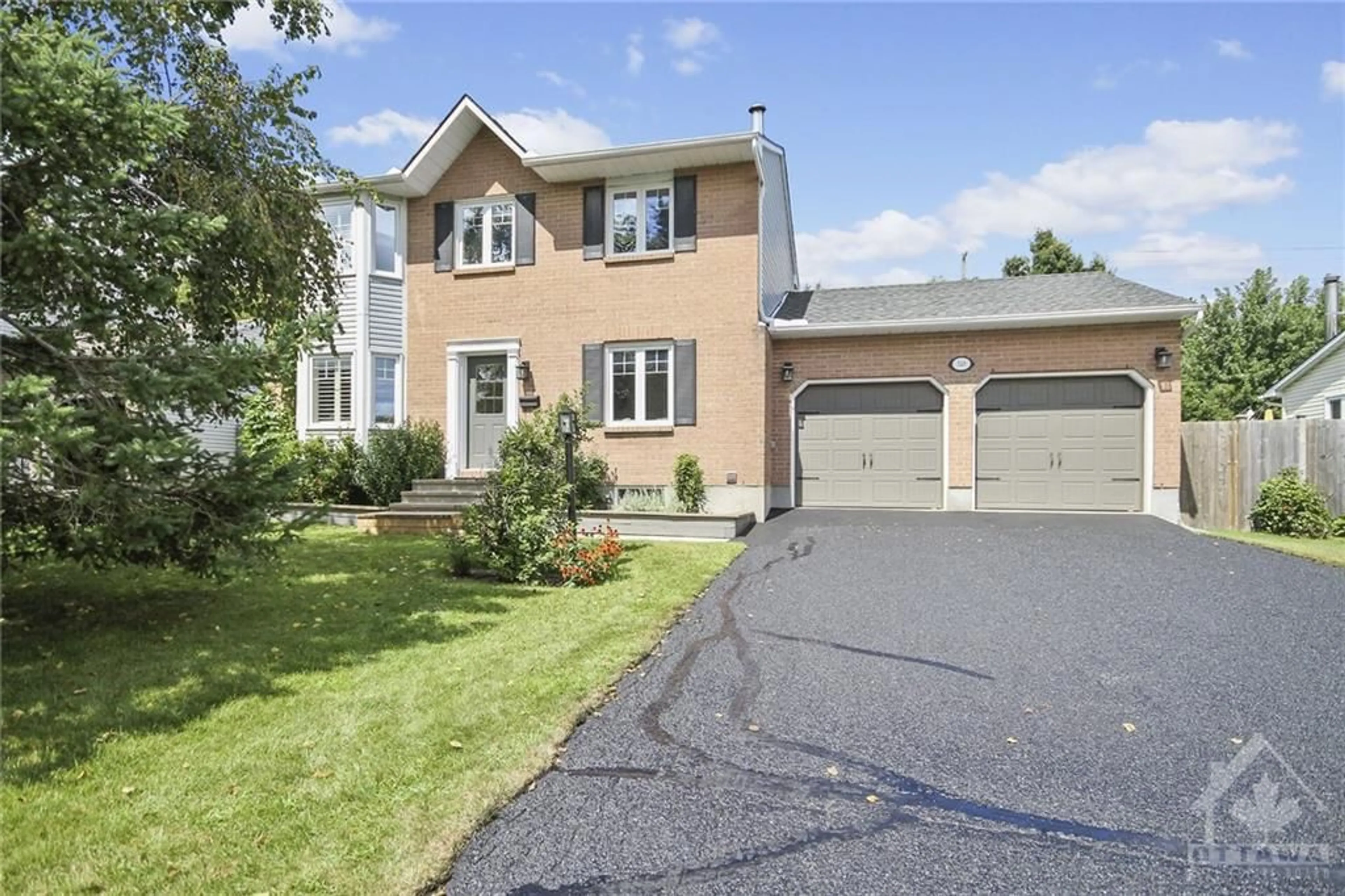 Frontside or backside of a home for 59 JAMES LEWIS Ave, Stittsville Ontario K2S 1K3