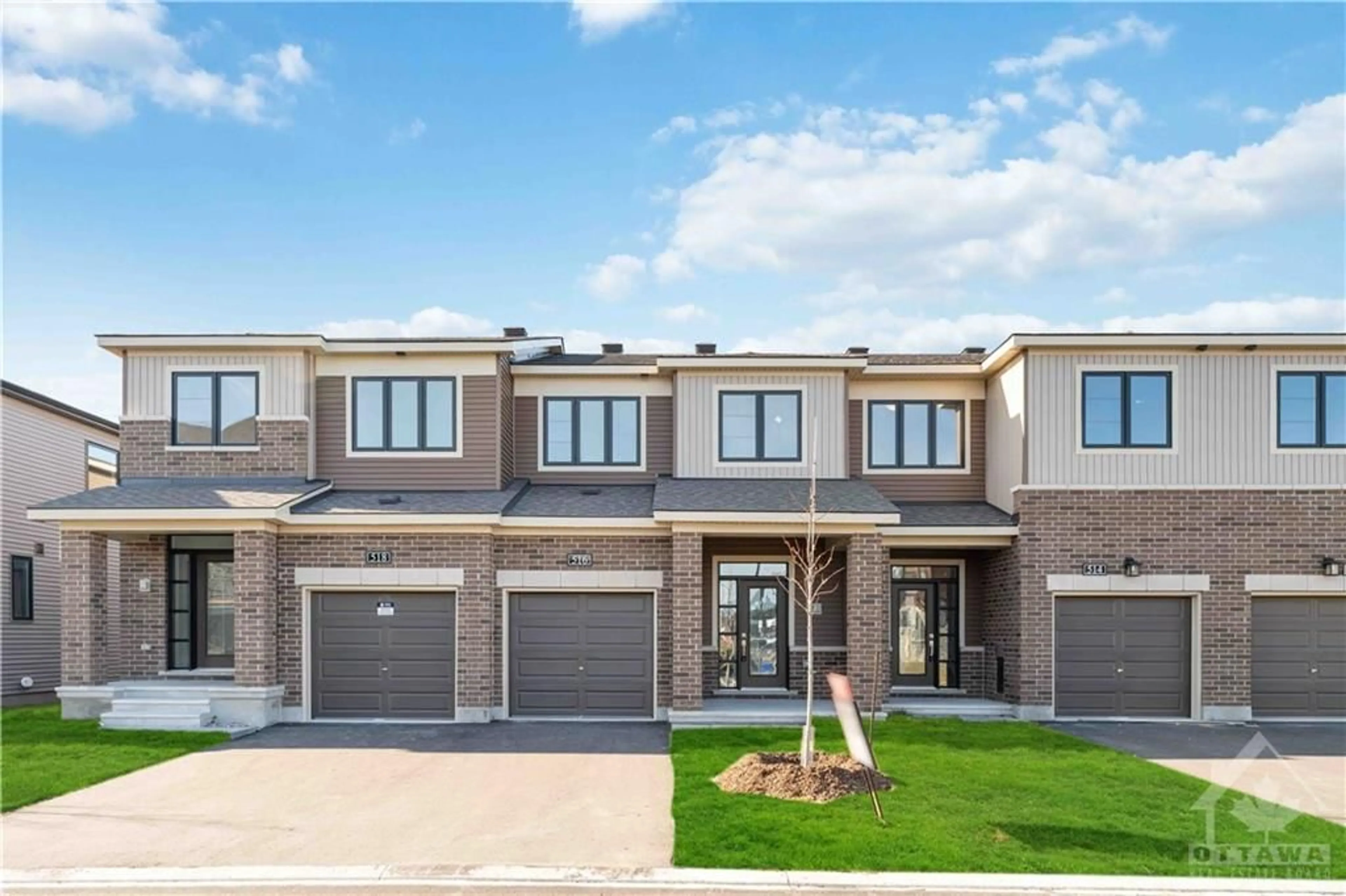 Home with brick exterior material for 516 BUNDORAN Pl, Ottawa Ontario K2J 7C9