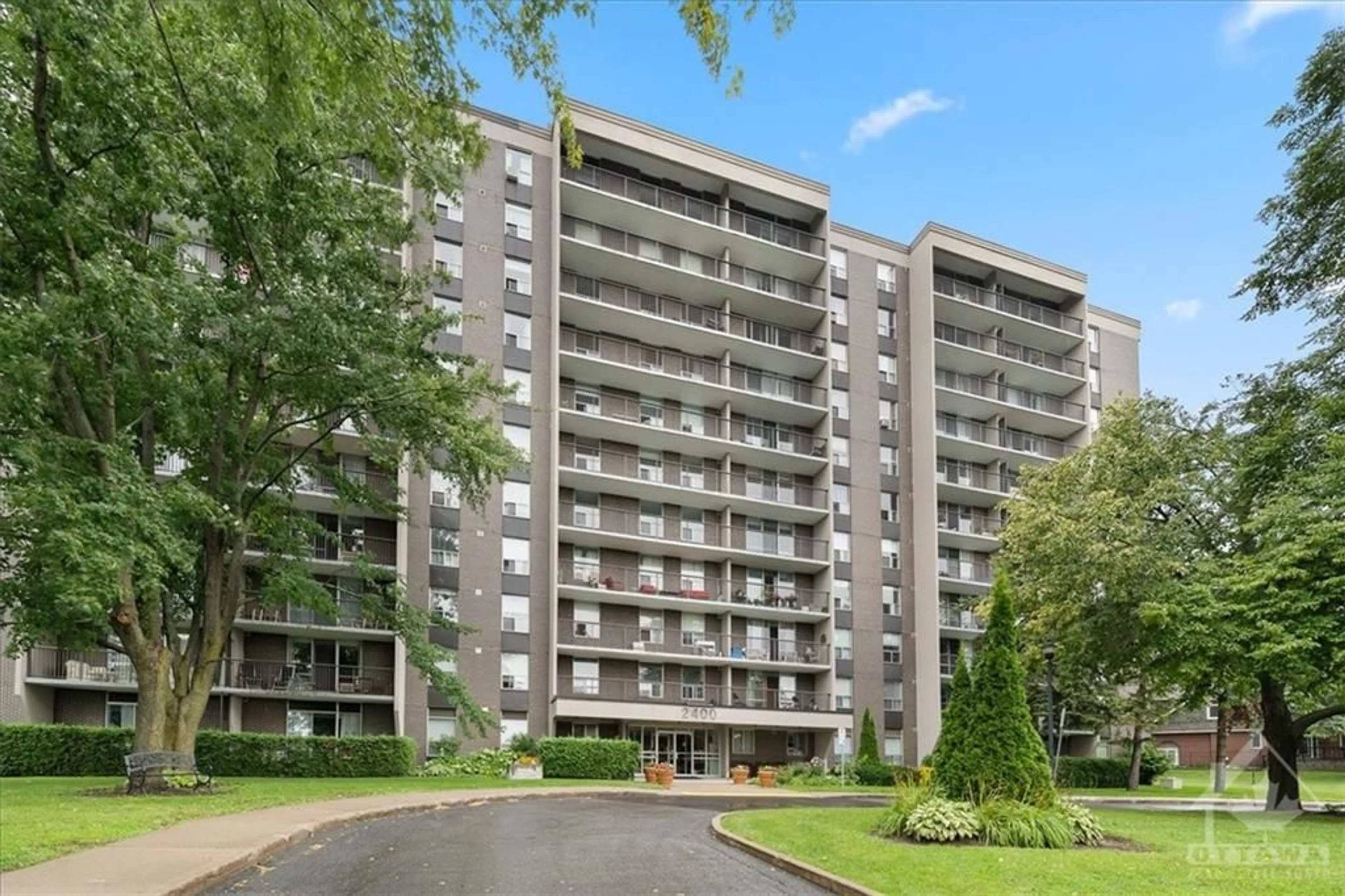 A pic from exterior of the house or condo for 2400 VIRGINIA Dr #1102, Ottawa Ontario K1H 8L3