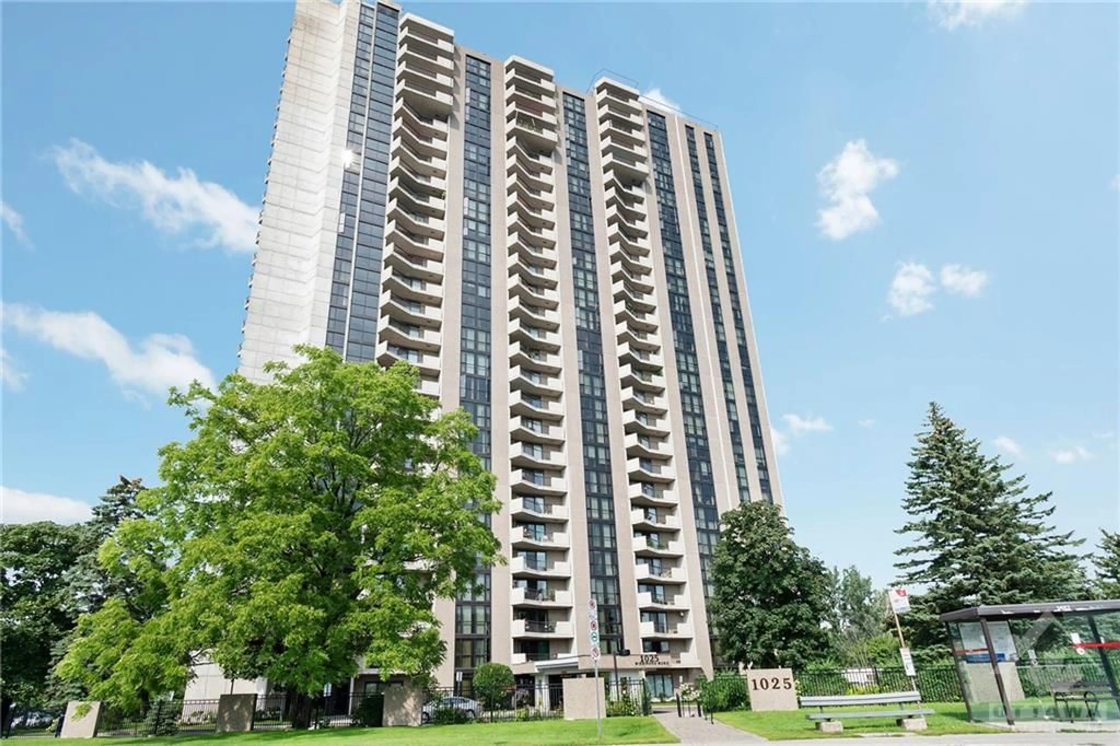 A pic from exterior of the house or condo for 1025 RICHMOND Rd #1707, Ottawa Ontario K2B 8G8