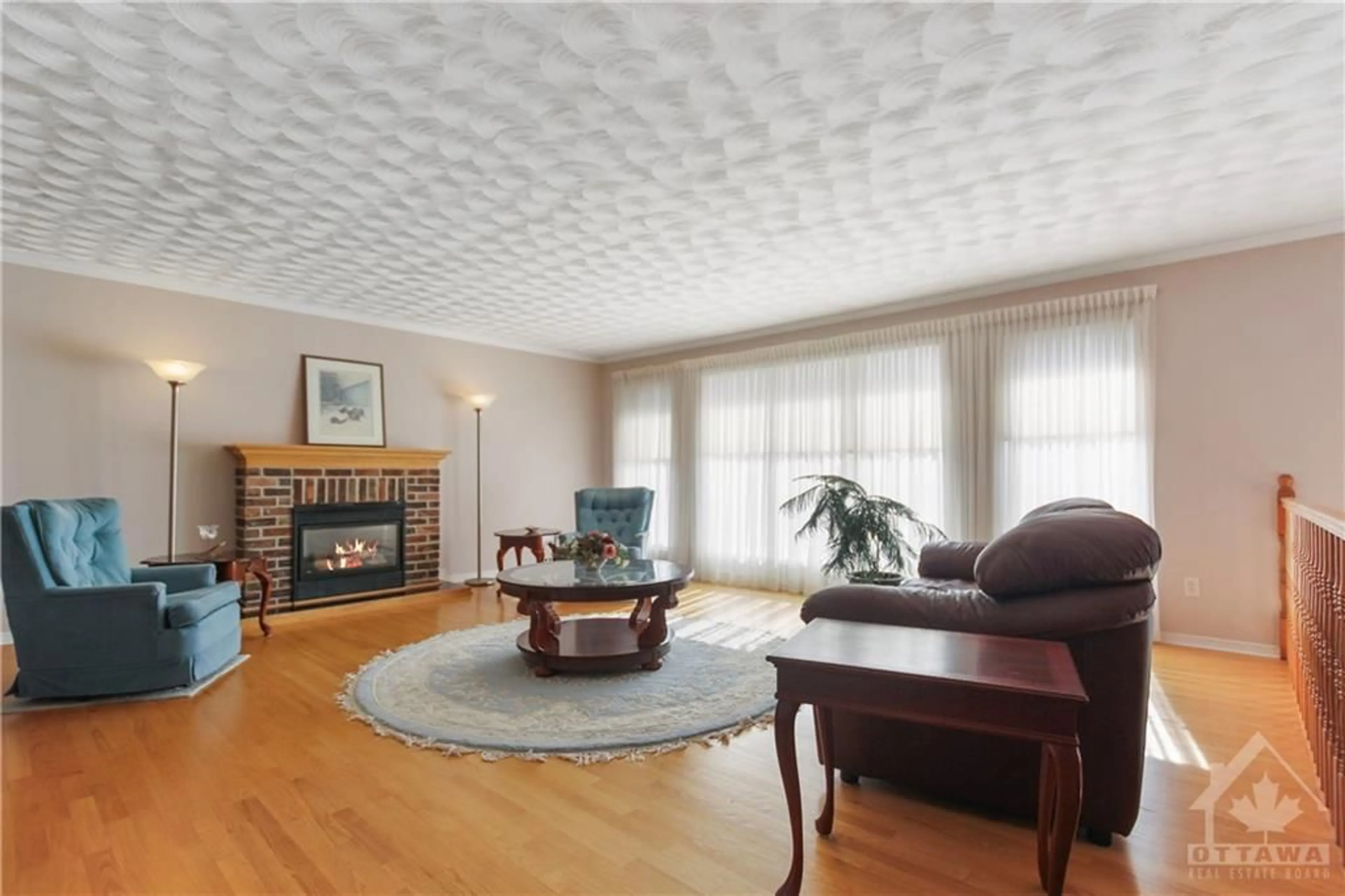 Living room, wood floors for 10 CARLETON CATHCART St, Stittsville Ontario K2S 1N1