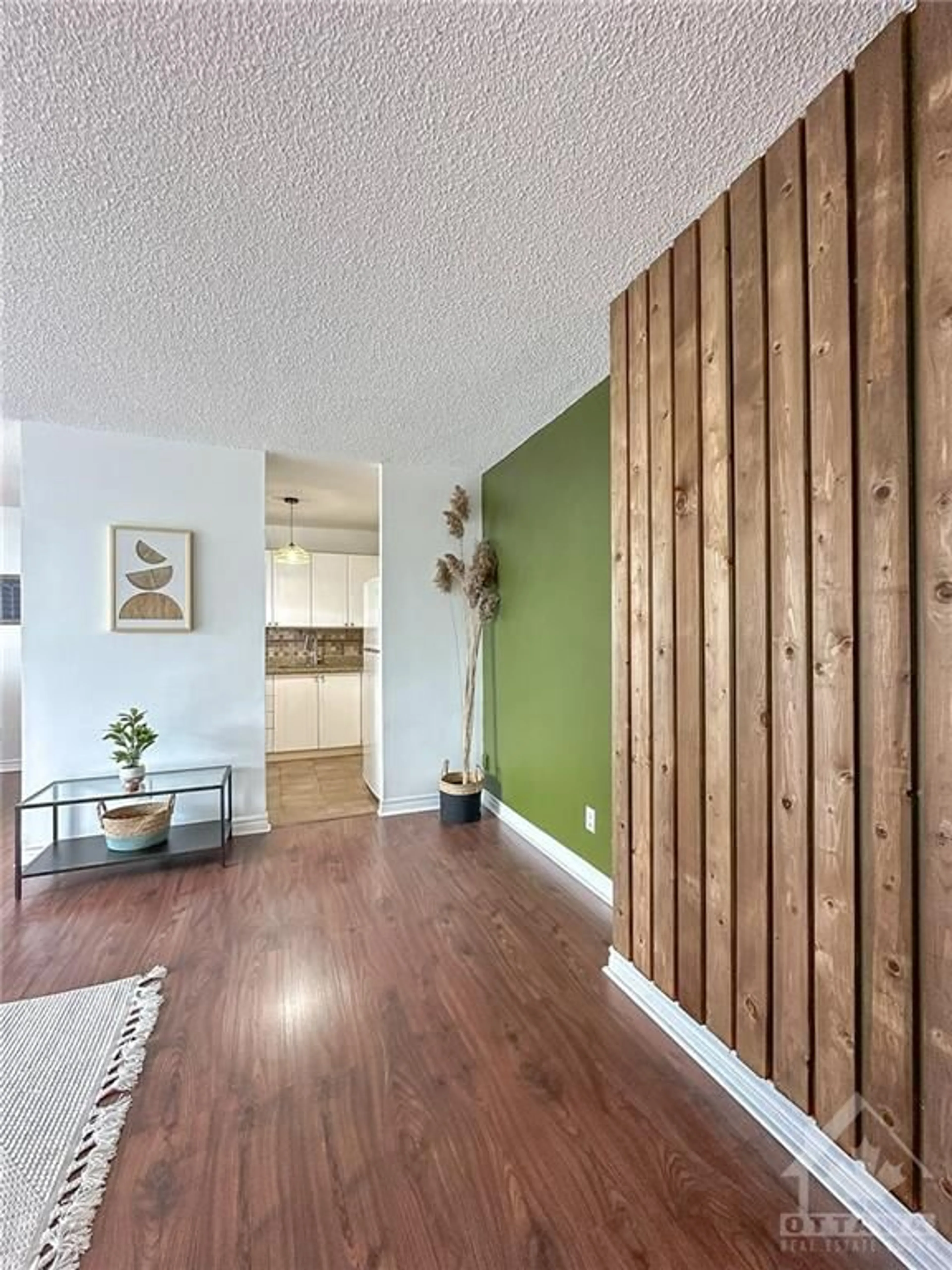 Indoor entryway, wood floors for 2020 JASMINE Cres #302, Ottawa Ontario K1J 8K5