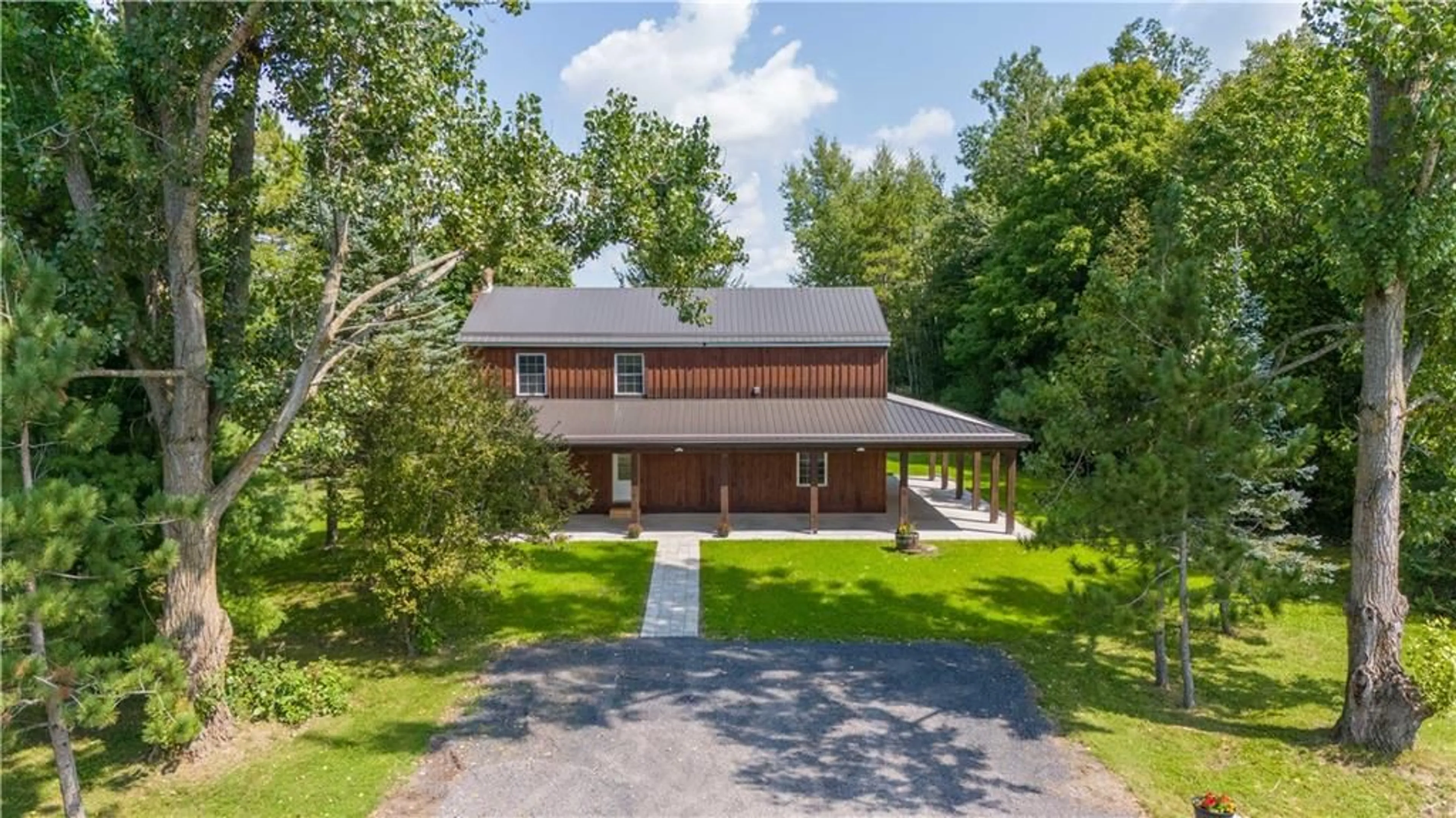 Frontside or backside of a home, cottage for 21750 MCCORMICK Rd, Glen Robertson Ontario K0B 1H0