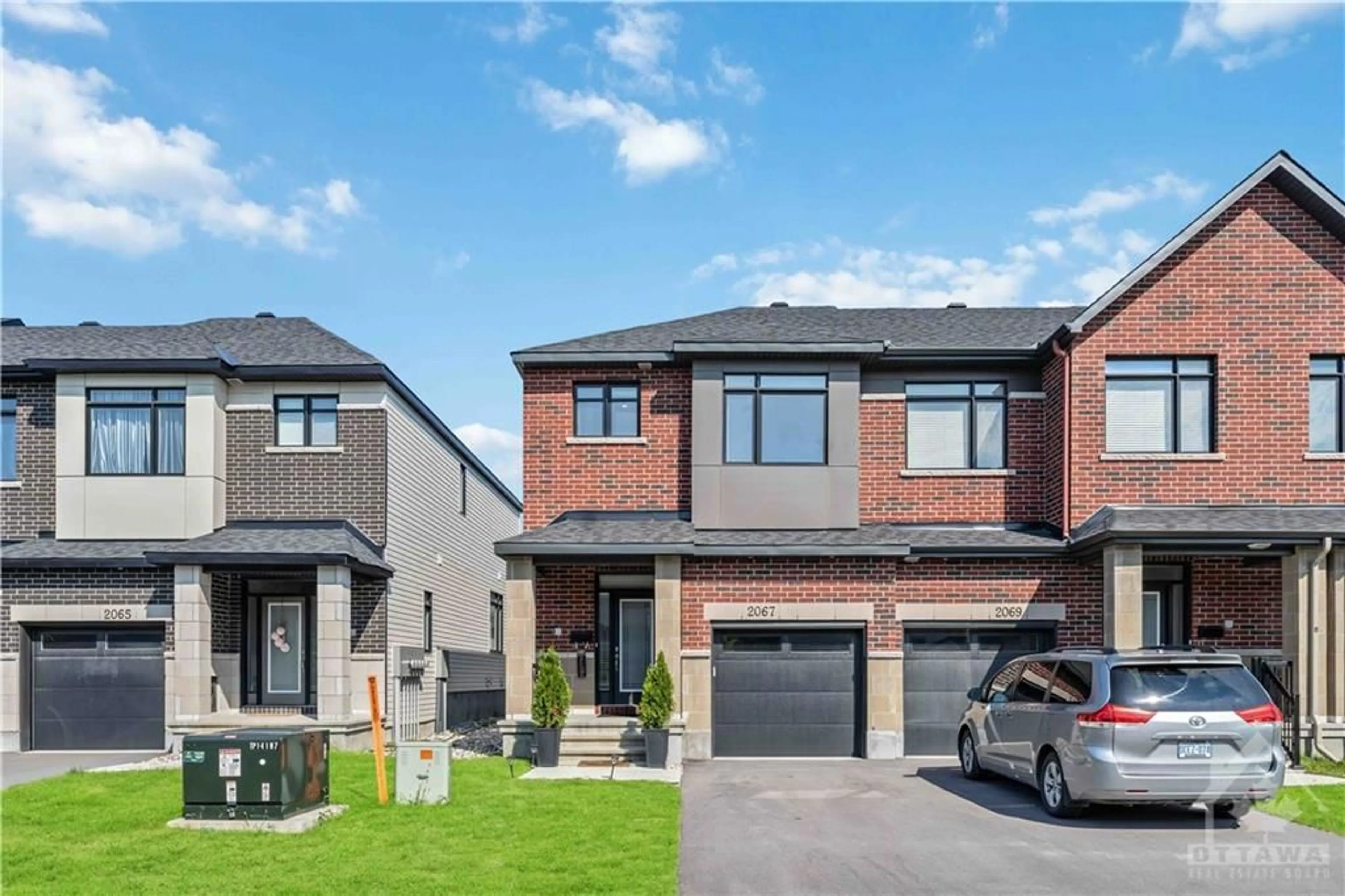 Home with brick exterior material for 2067 ALLEGRINI Terr, Stittsville Ontario K2S 2S1