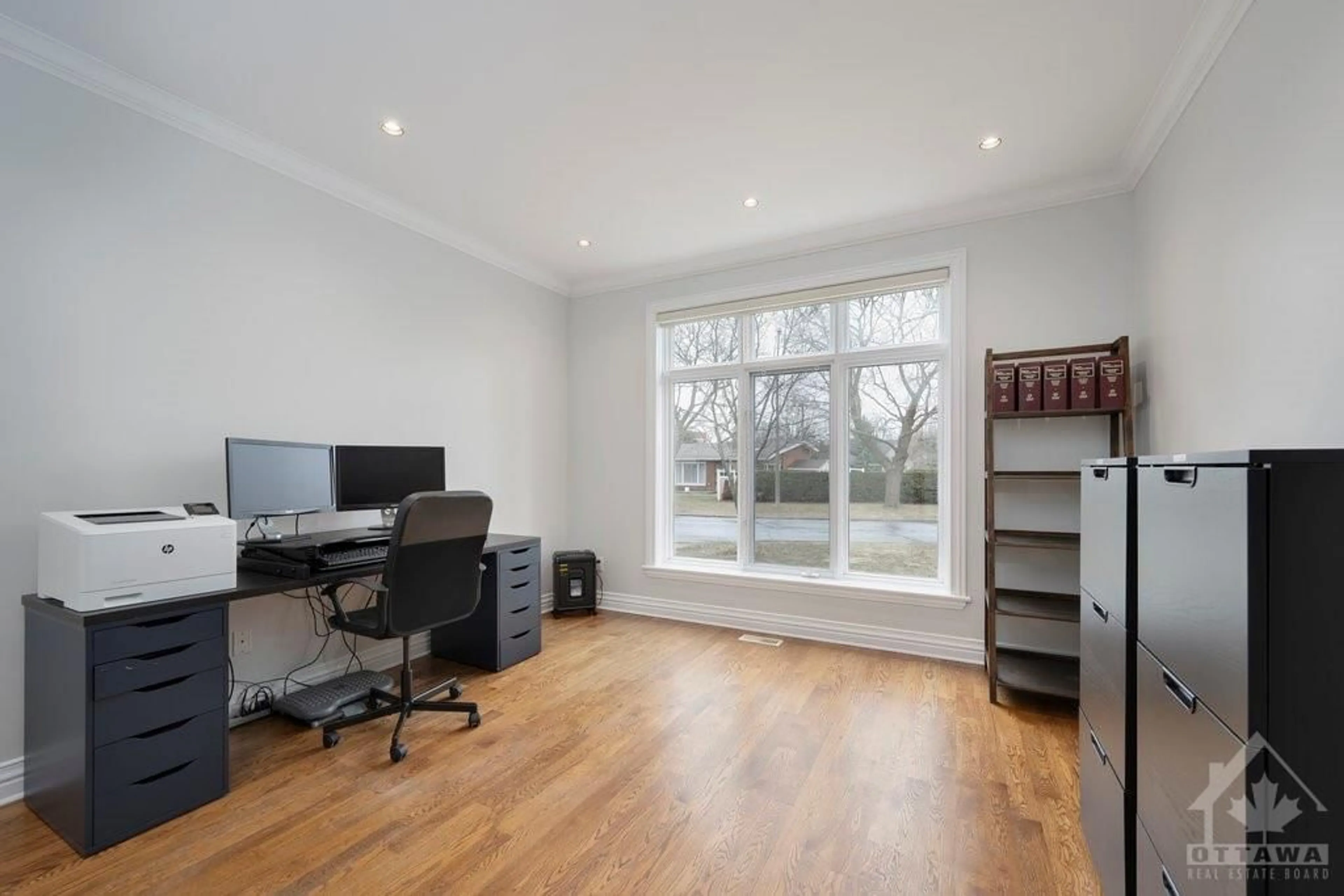 A pic of a room, wood floors for 1853 RIDEAU GARDEN Dr, Ottawa Ontario K1S 1G5