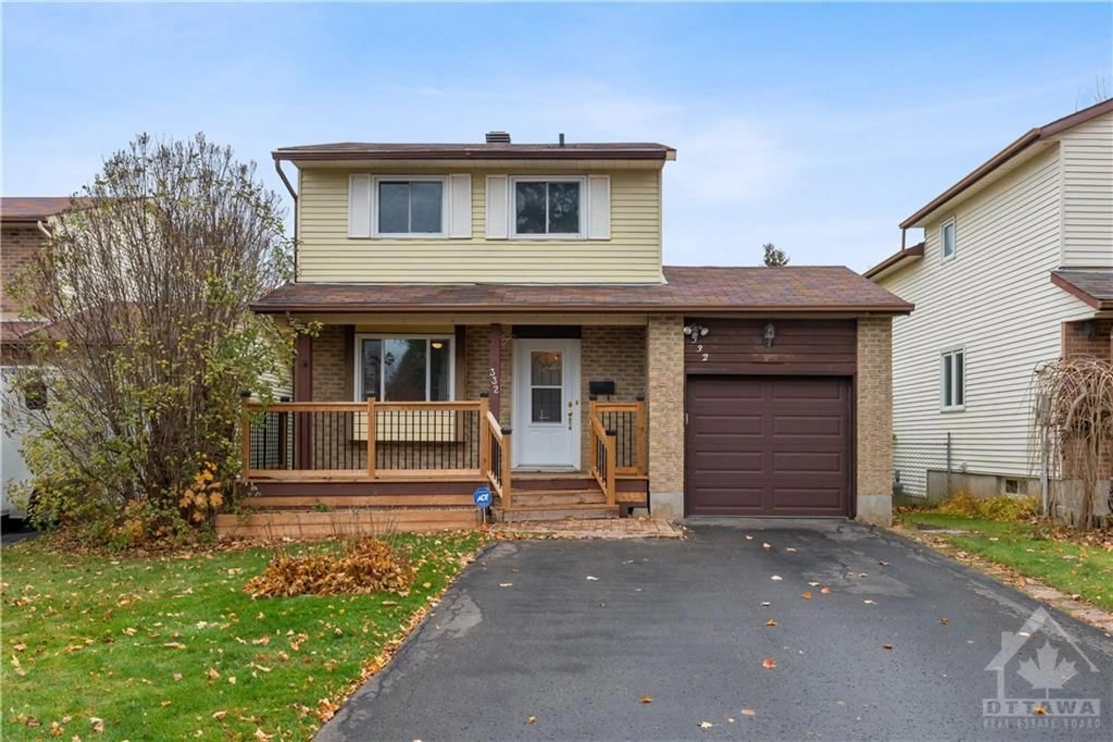 Frontside or backside of a home, cottage for 332 BONAIR Dr, Orleans Ontario K1E 2P2