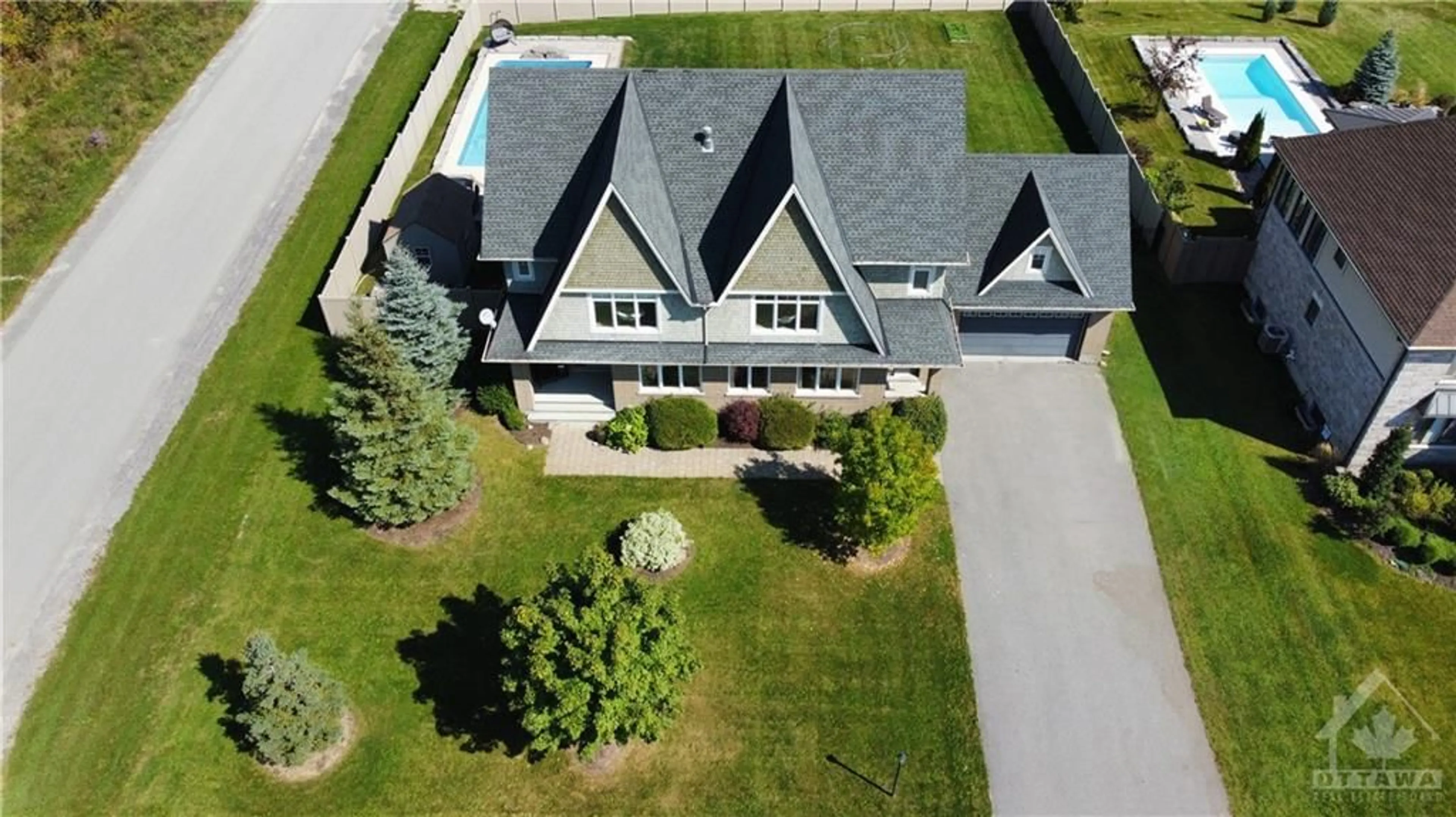 Frontside or backside of a home for 229 CABRELLE Pl, Manotick Ontario K4M 0A9