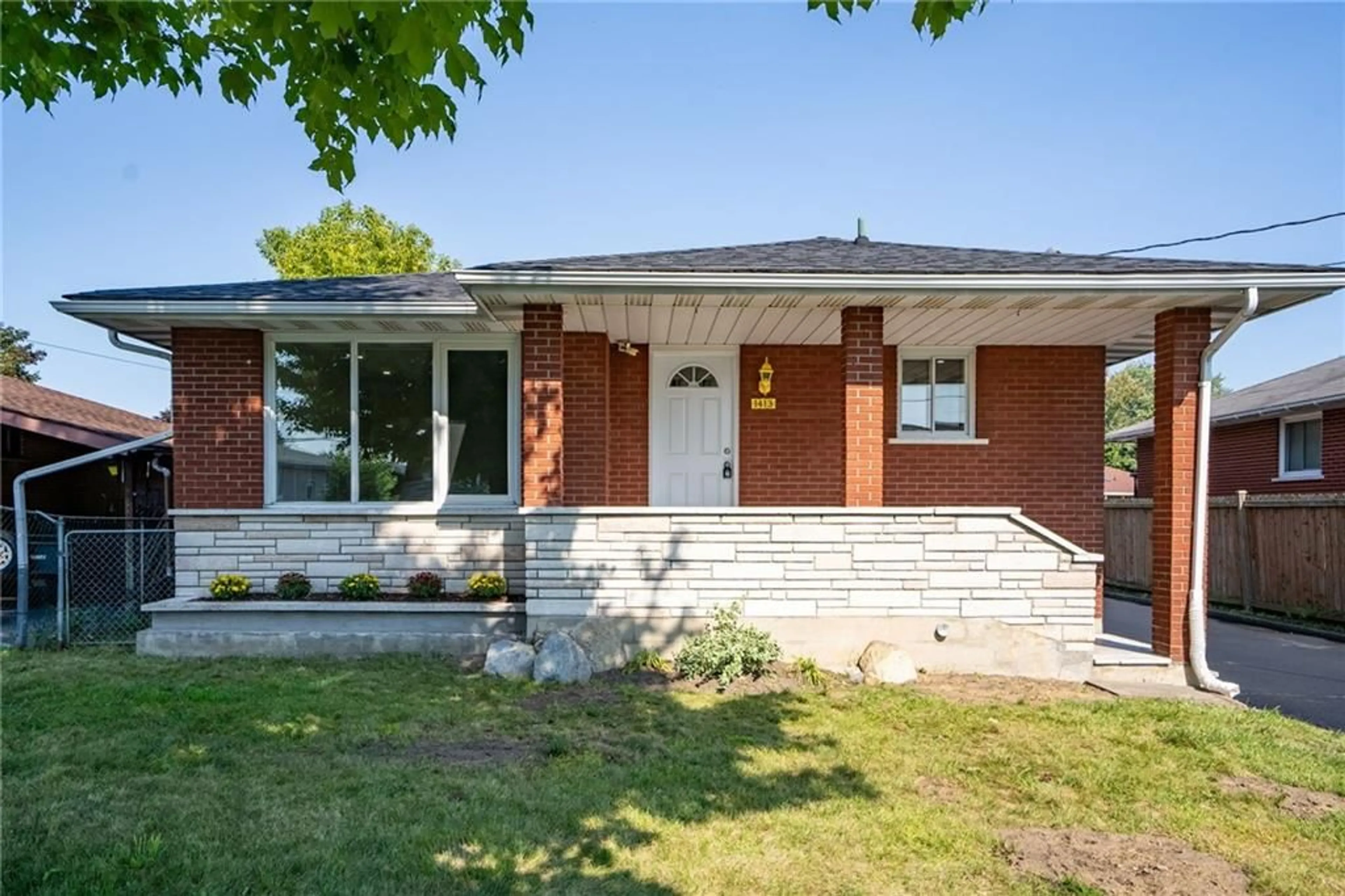 Home with brick exterior material for 1413 CHURCHILL St, Cornwall Ontario K6J 4Y4