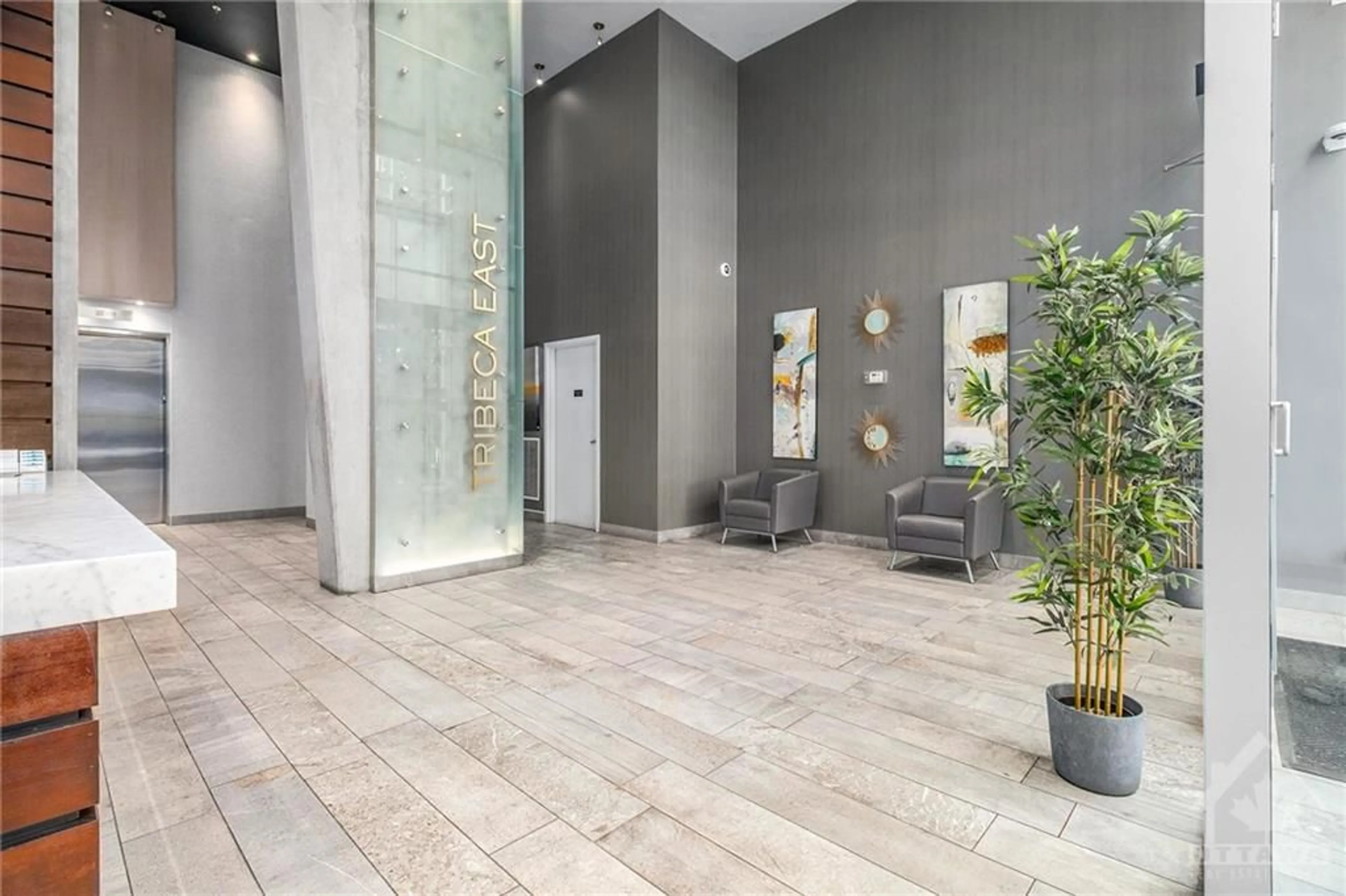 Indoor lobby, ceramic floors for 40 NEPEAN St #303, Ottawa Ontario K2P 0X5