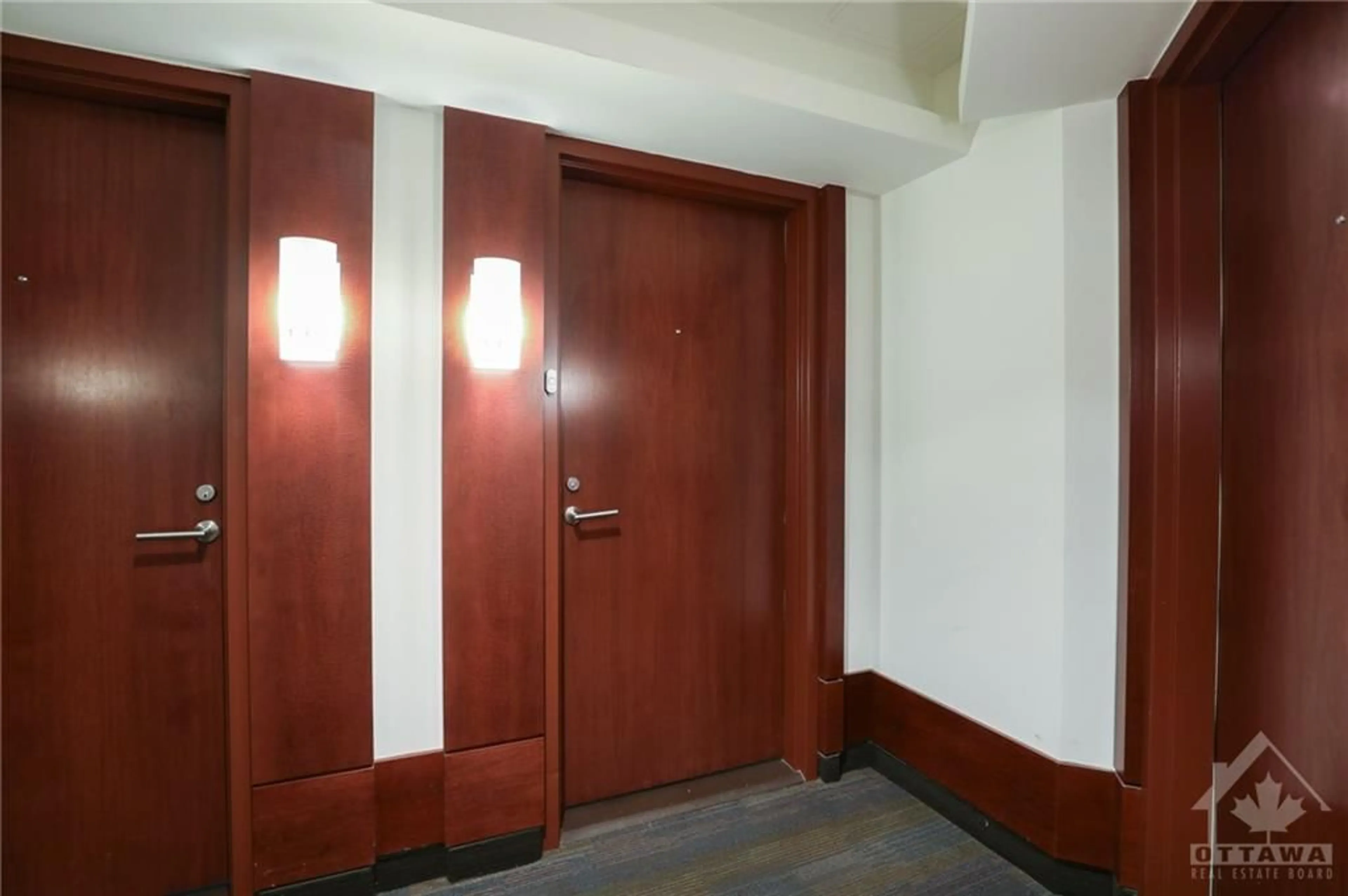 Indoor foyer, unknown floor for 575 BYRON Ave #413, Ottawa Ontario K2A 1R7