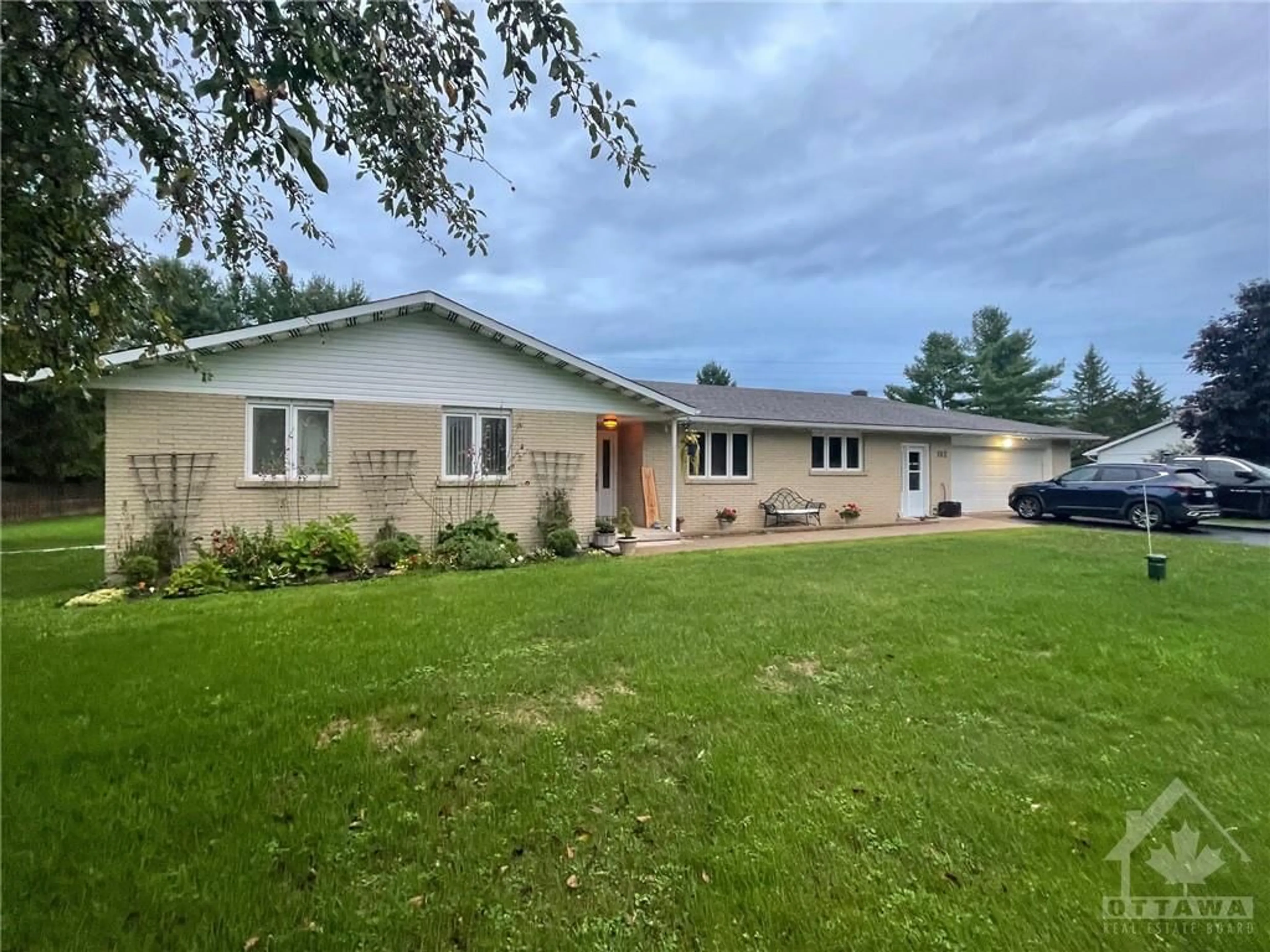 Frontside or backside of a home for 162 JACK LOUGHEED Way, Fitzroy Harbour Ontario K0A 1X0