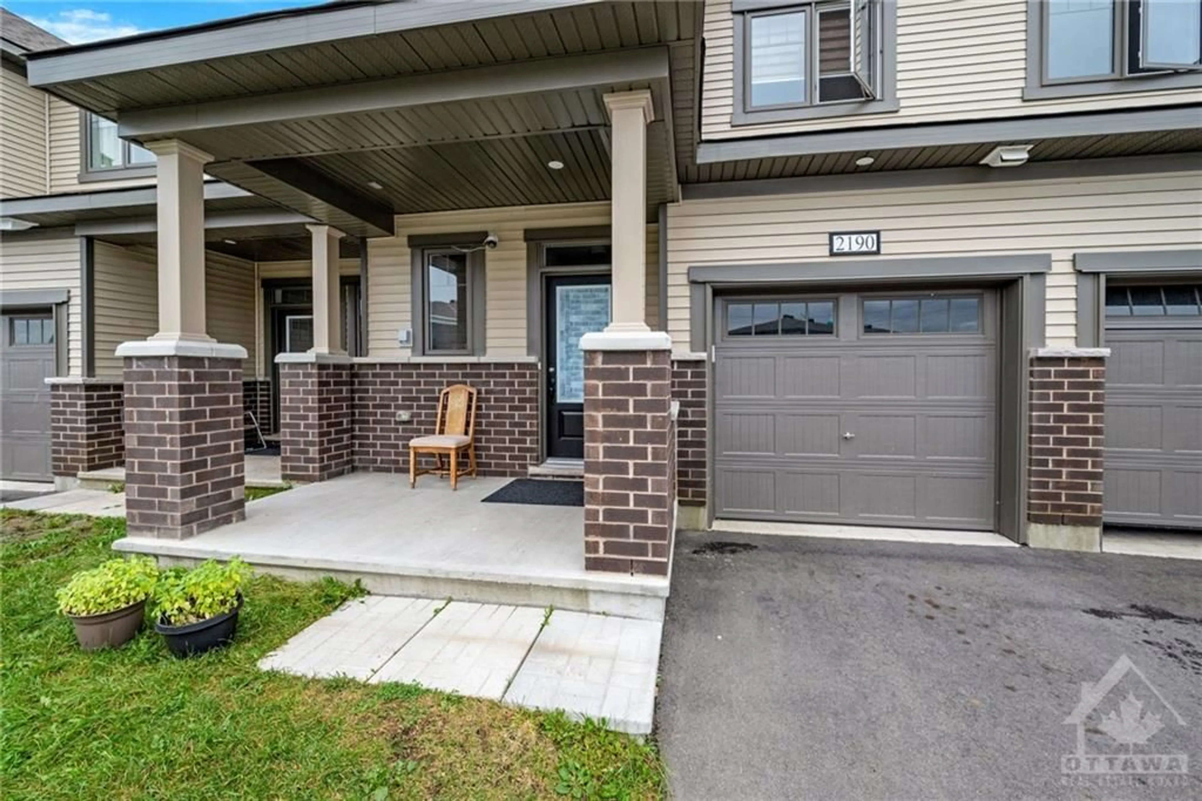 Patio, cottage for 2190 WINSOME Terr, Ottawa Ontario K4A 5M9