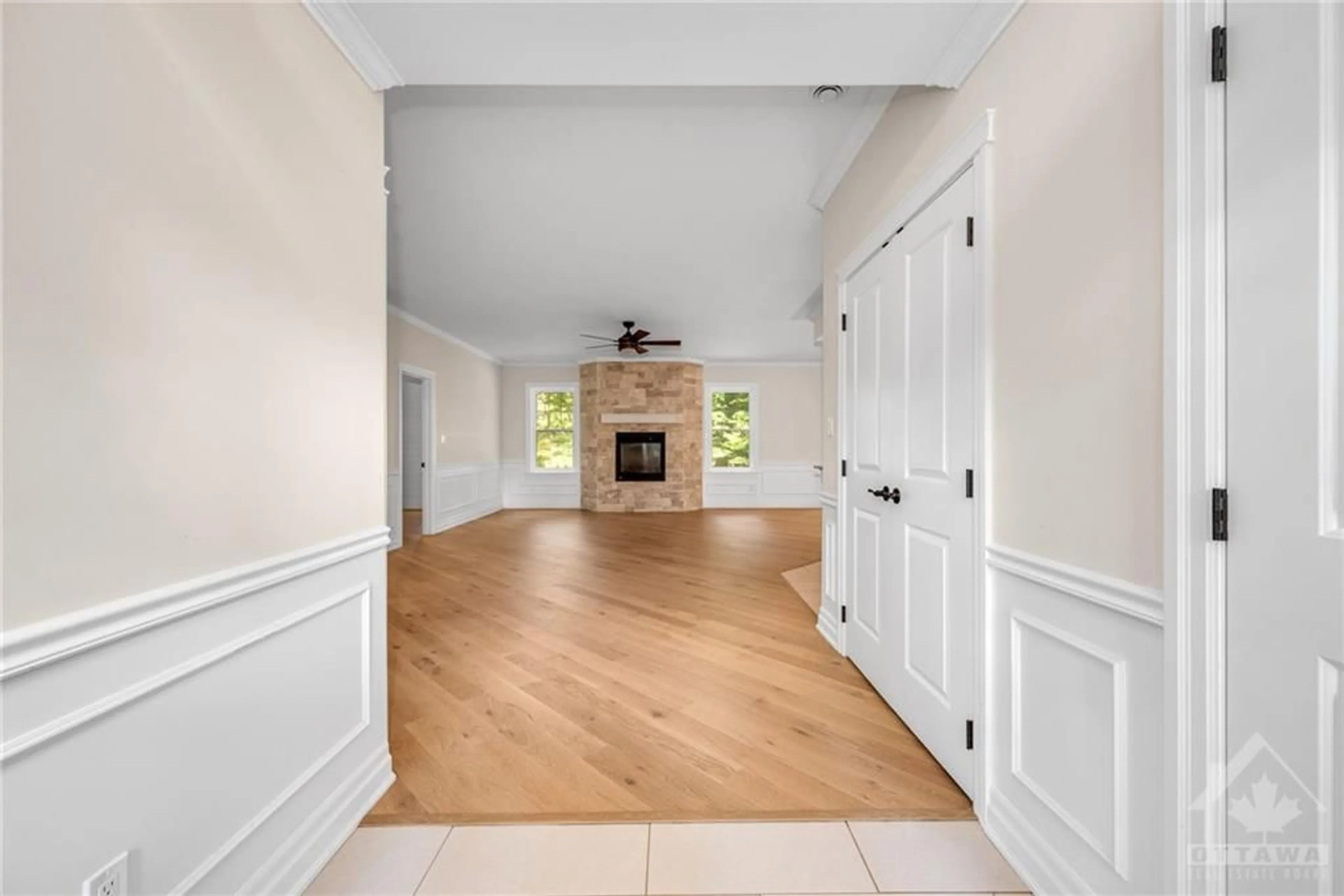 Indoor entryway, wood floors for 4780 BRITON-HOUGHTON BAY Rd #D, Portland Ontario K0G 1V0