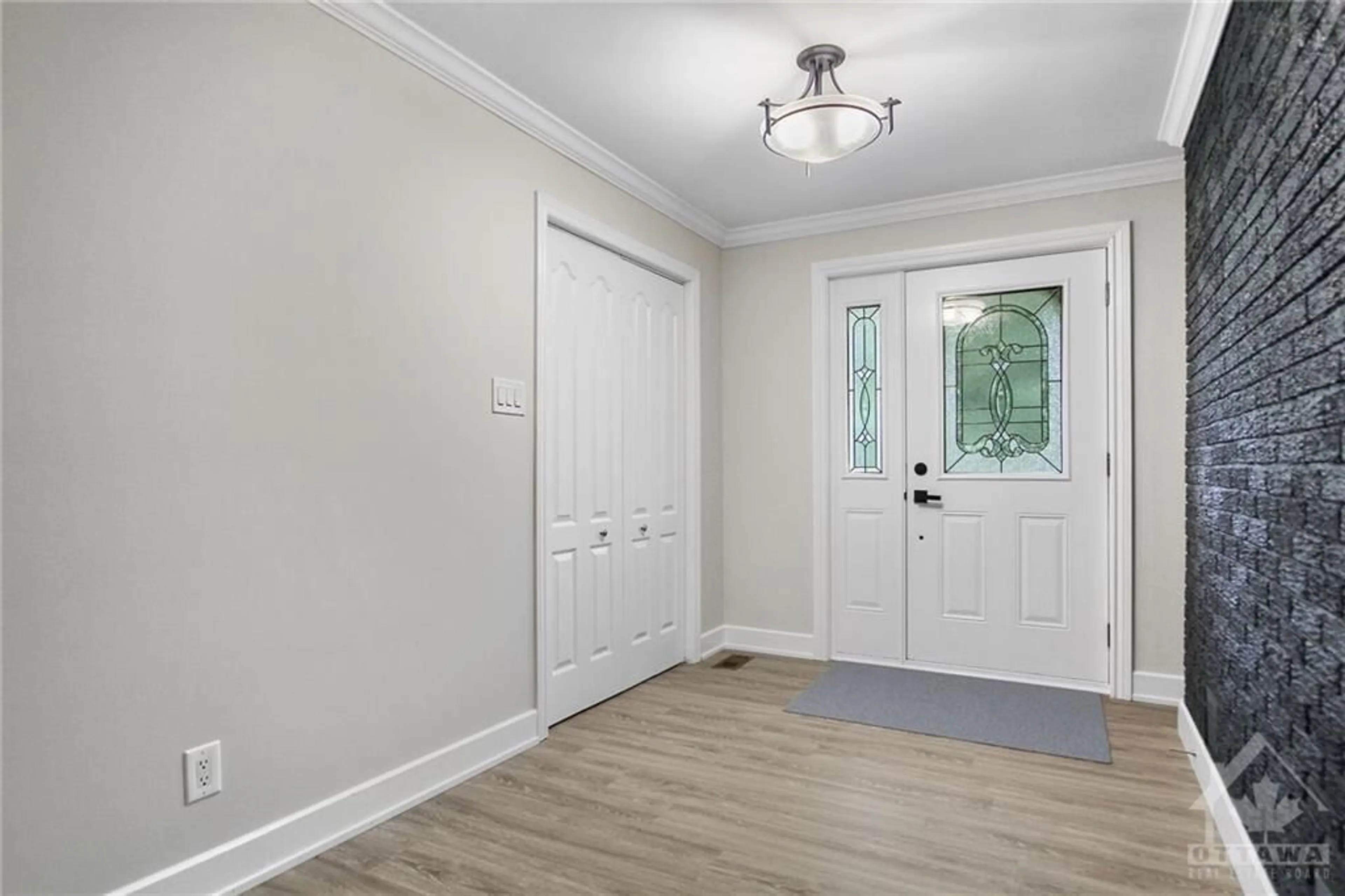 Indoor entryway, wood floors for 4257 APPLETON SIDE Rd, Almonte Ontario K0A 1A0