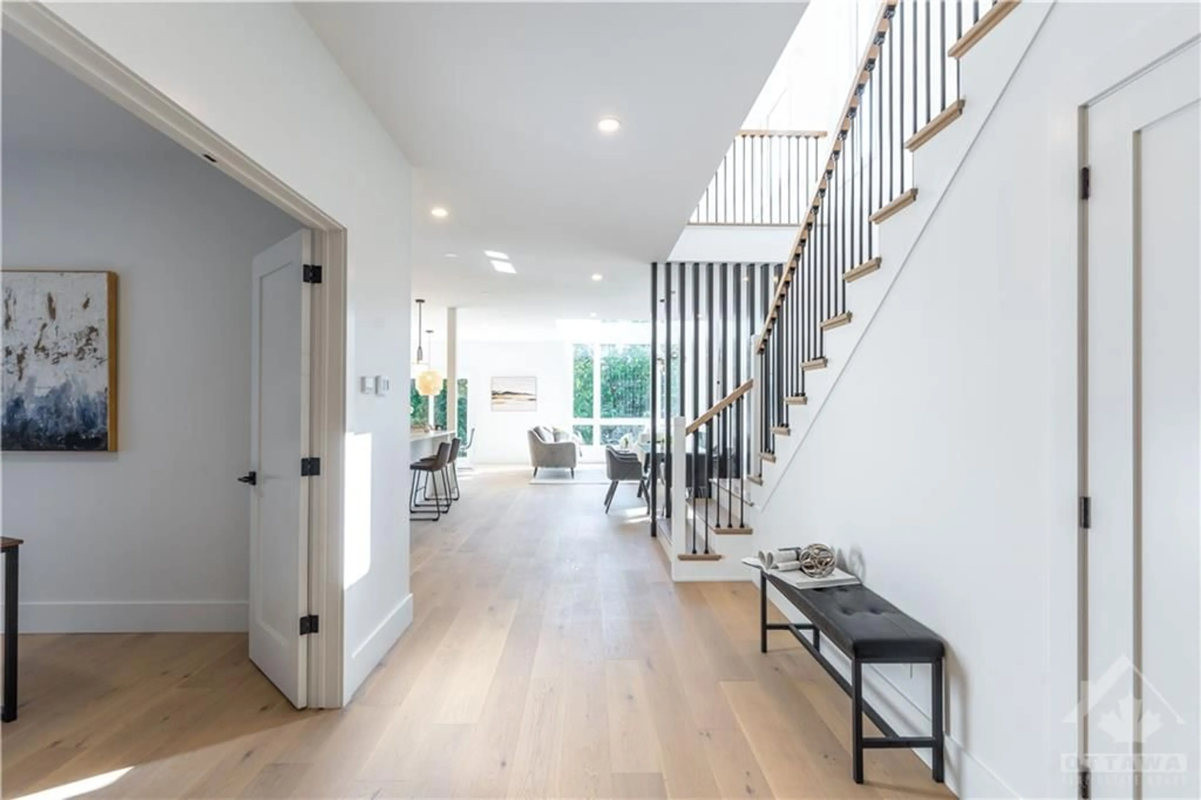 Indoor entryway, wood floors for 2243 PAGE Rd, Ottawa Ontario K1C 7K5