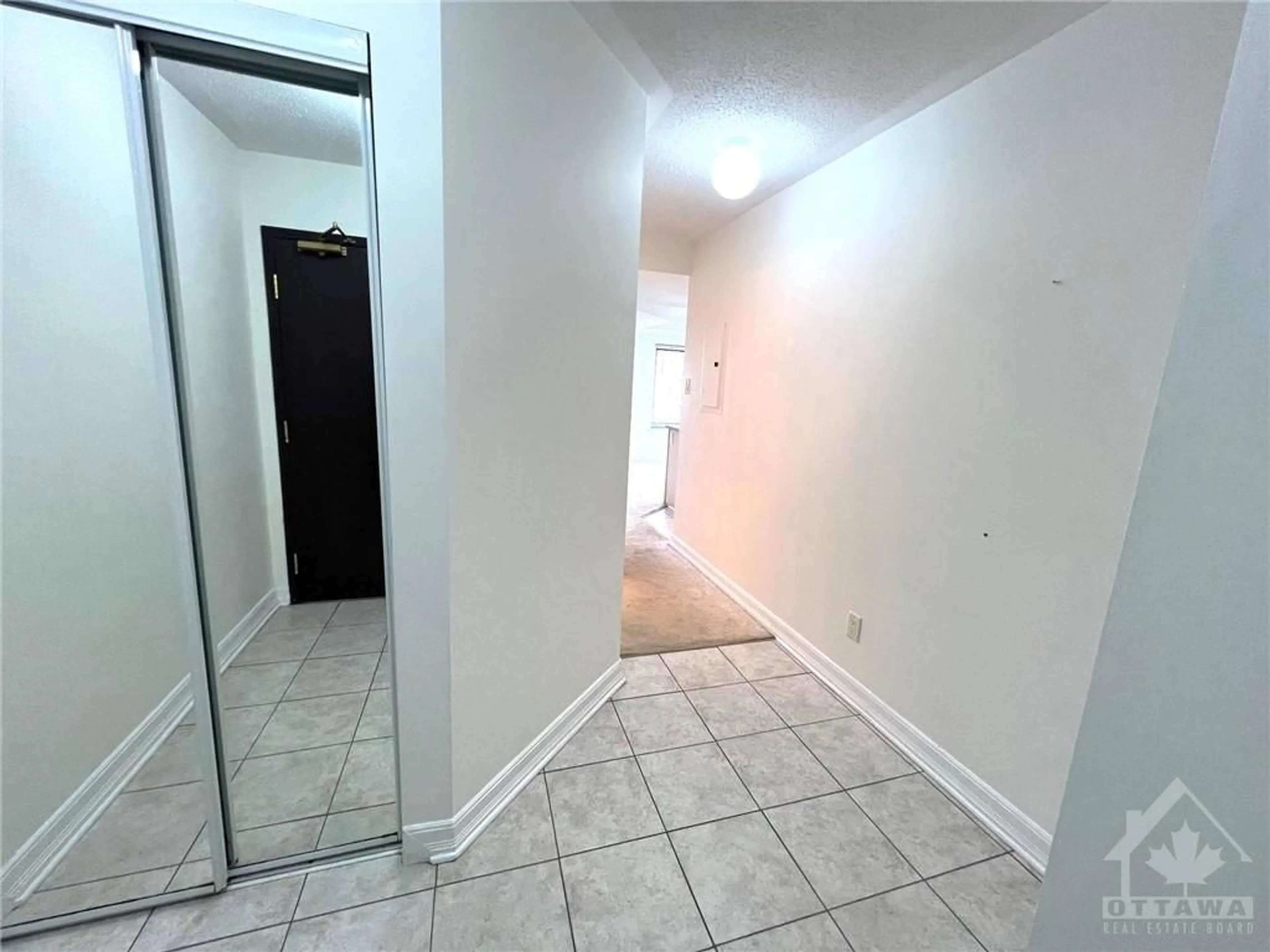 A pic of a room for 310 CENTRAL PARK Dr #4B, Ottawa Ontario K2C 4G4