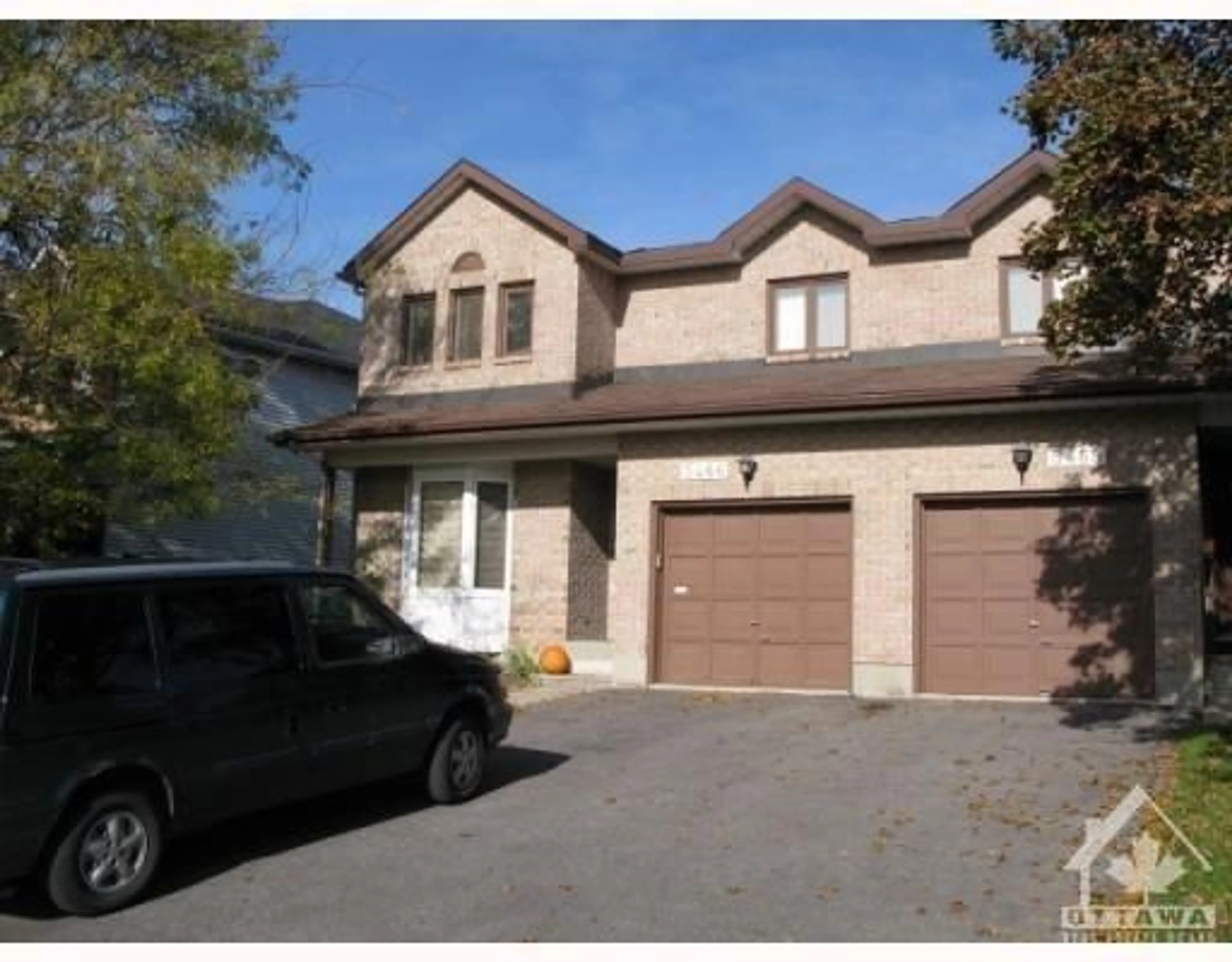 A pic from exterior of the house or condo, the street view for 3466 WYMAN Cres, Ottawa Ontario K1V 0P3