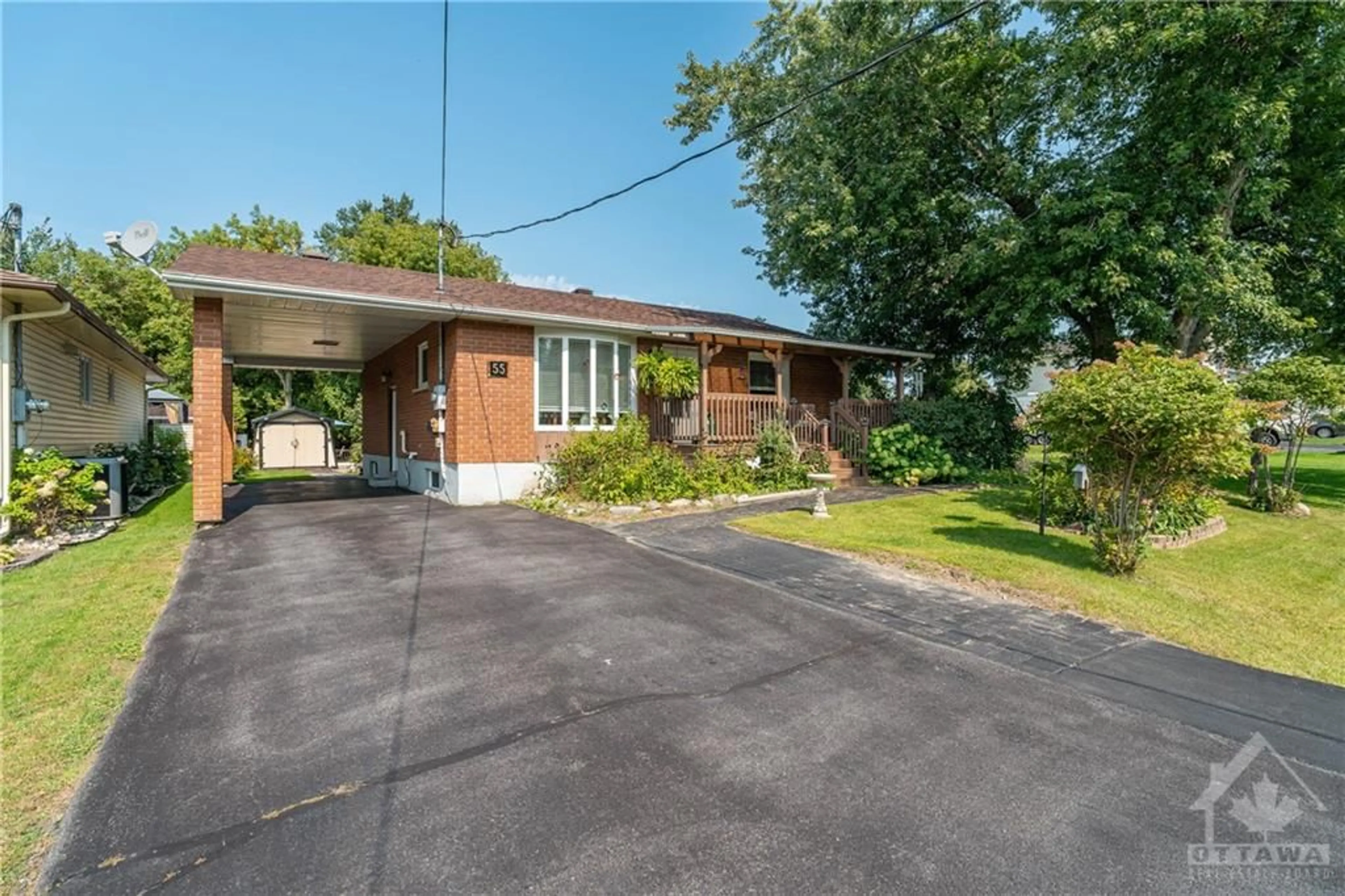 Frontside or backside of a home for 55 WELLINGTON St, Cornwall Ontario K6J 5G7