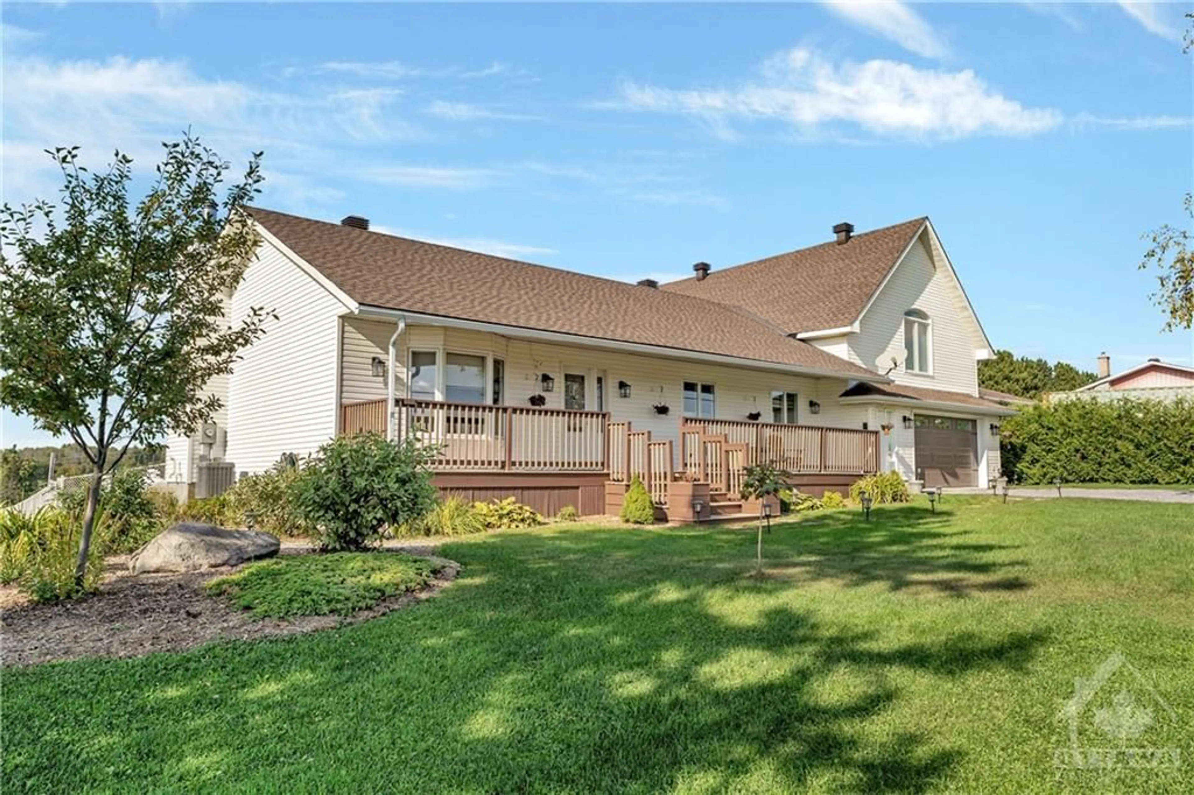 Frontside or backside of a home, cottage for 2807 HENRIE Rd, Saint-Pascal-Baylon Ontario K0A 3N0