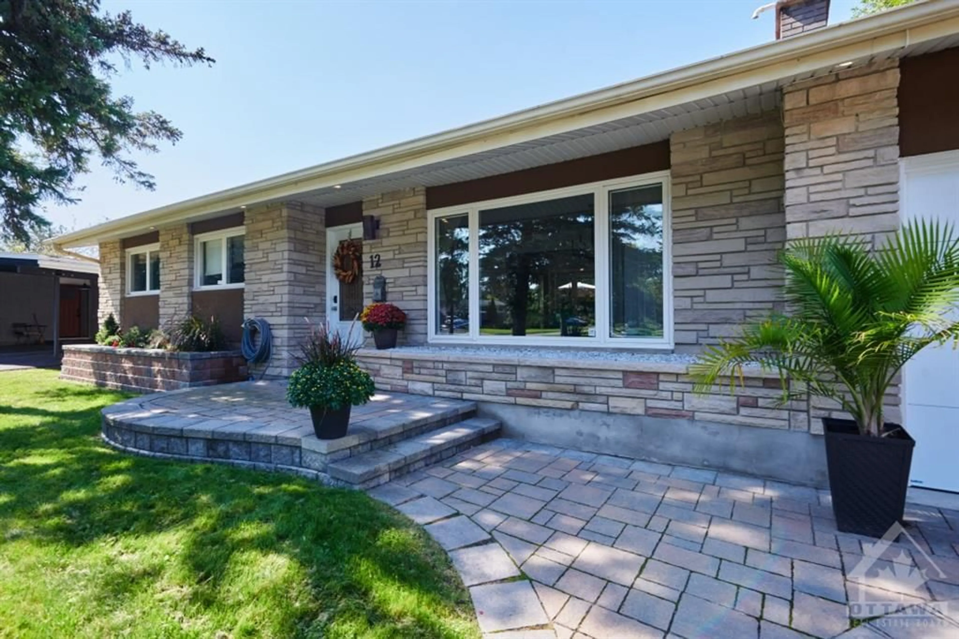 Home with brick exterior material for 12 BEDALE Dr, Ottawa Ontario K2H 5M1