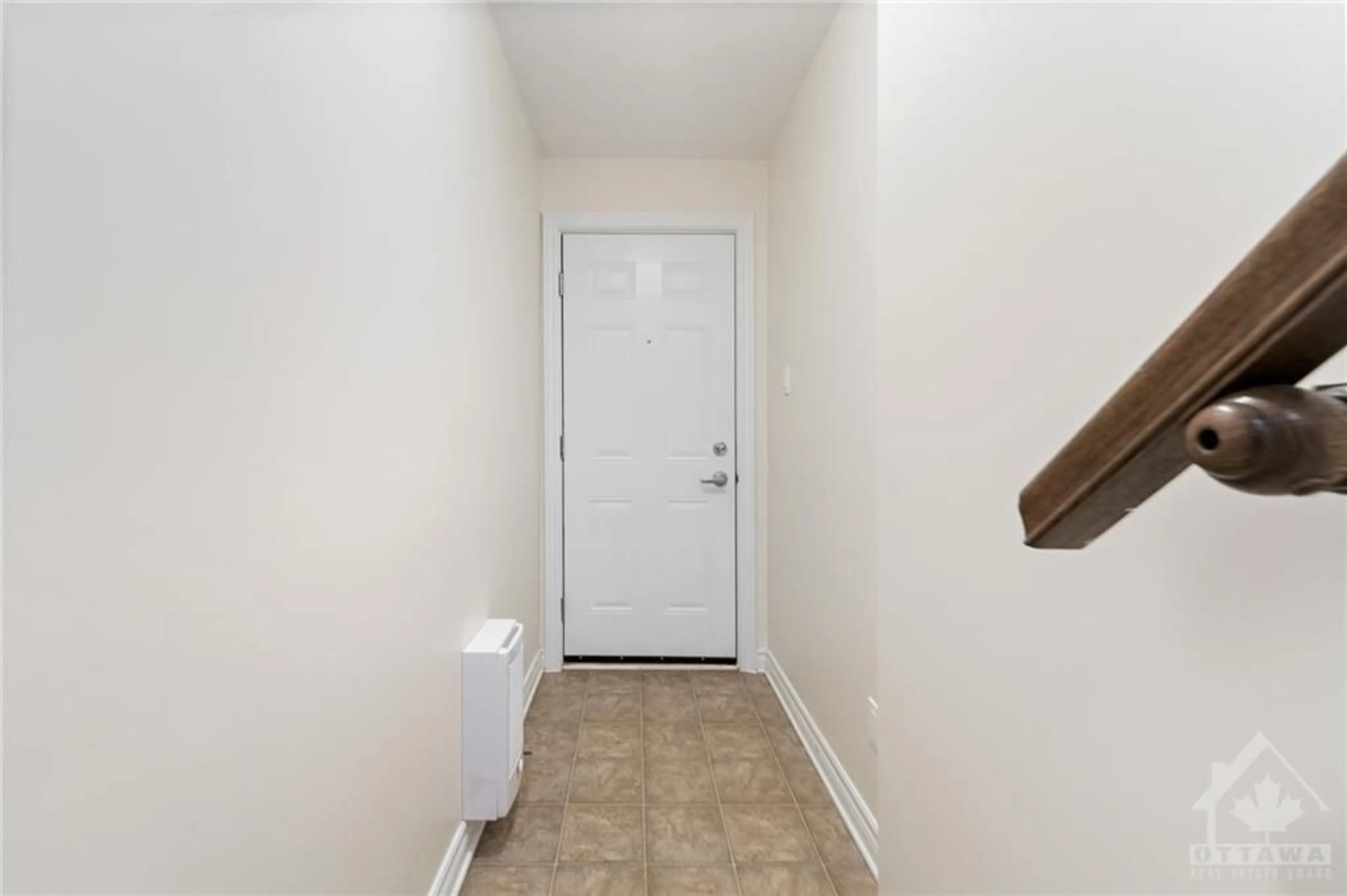 Indoor entryway, not visible floor for 2341 ESPRIT Dr, Orleans Ontario K4A 0T4