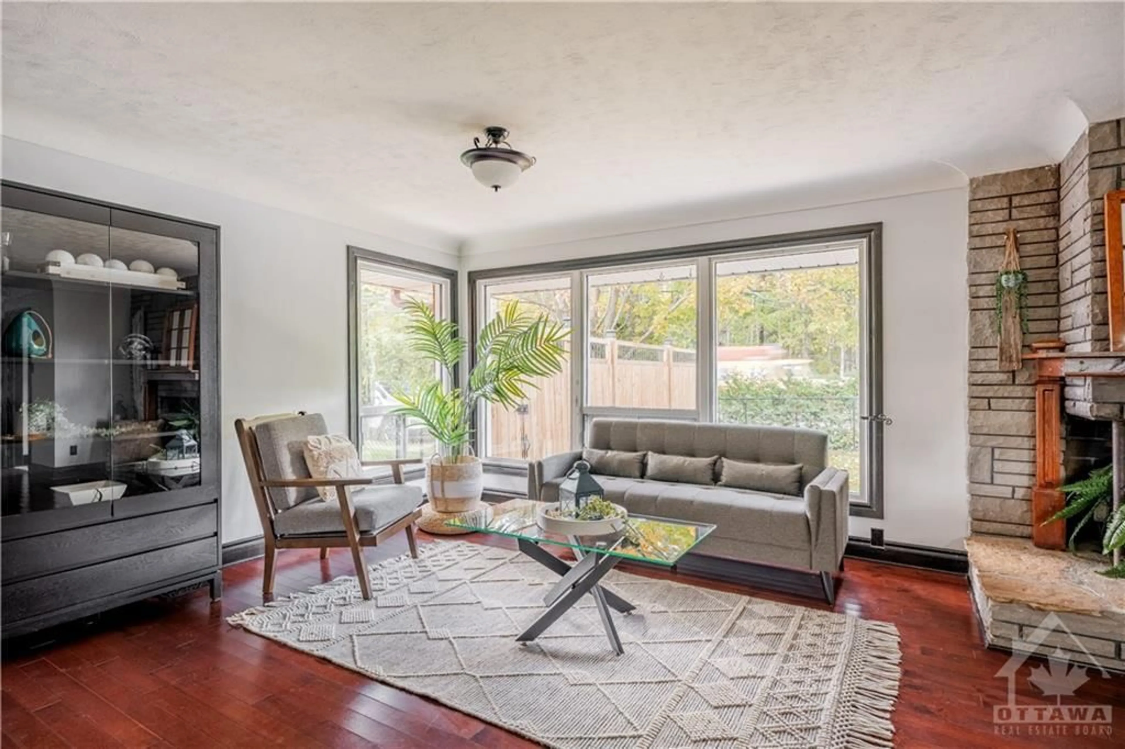 Living room, wood floors for 5478 MITCH OWENS Rd, Ottawa Ontario K4M 1B2