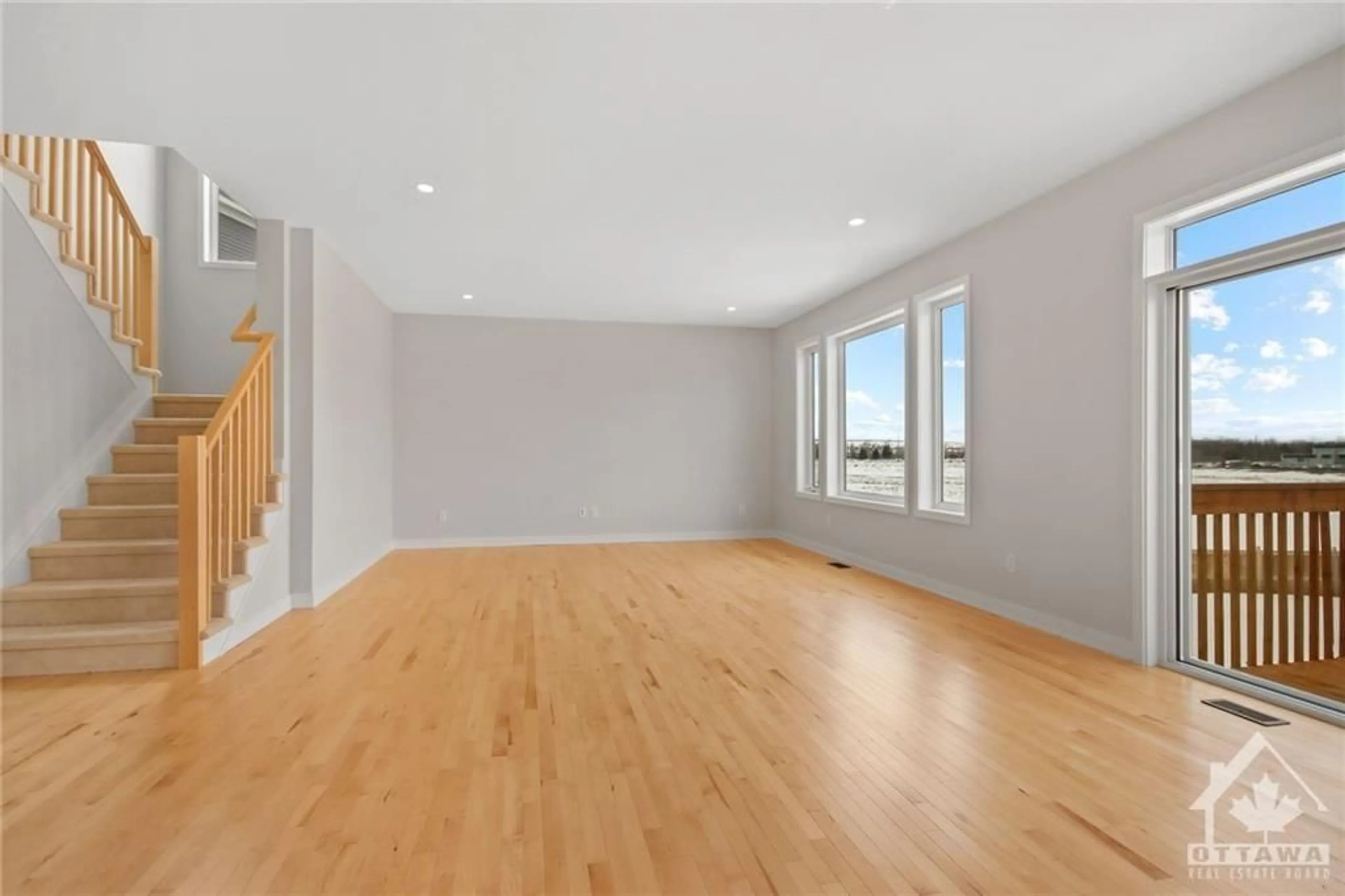 A pic of a room, wood floors for 288 APPALACHIAN Cir, Ottawa Ontario K2J 6X2