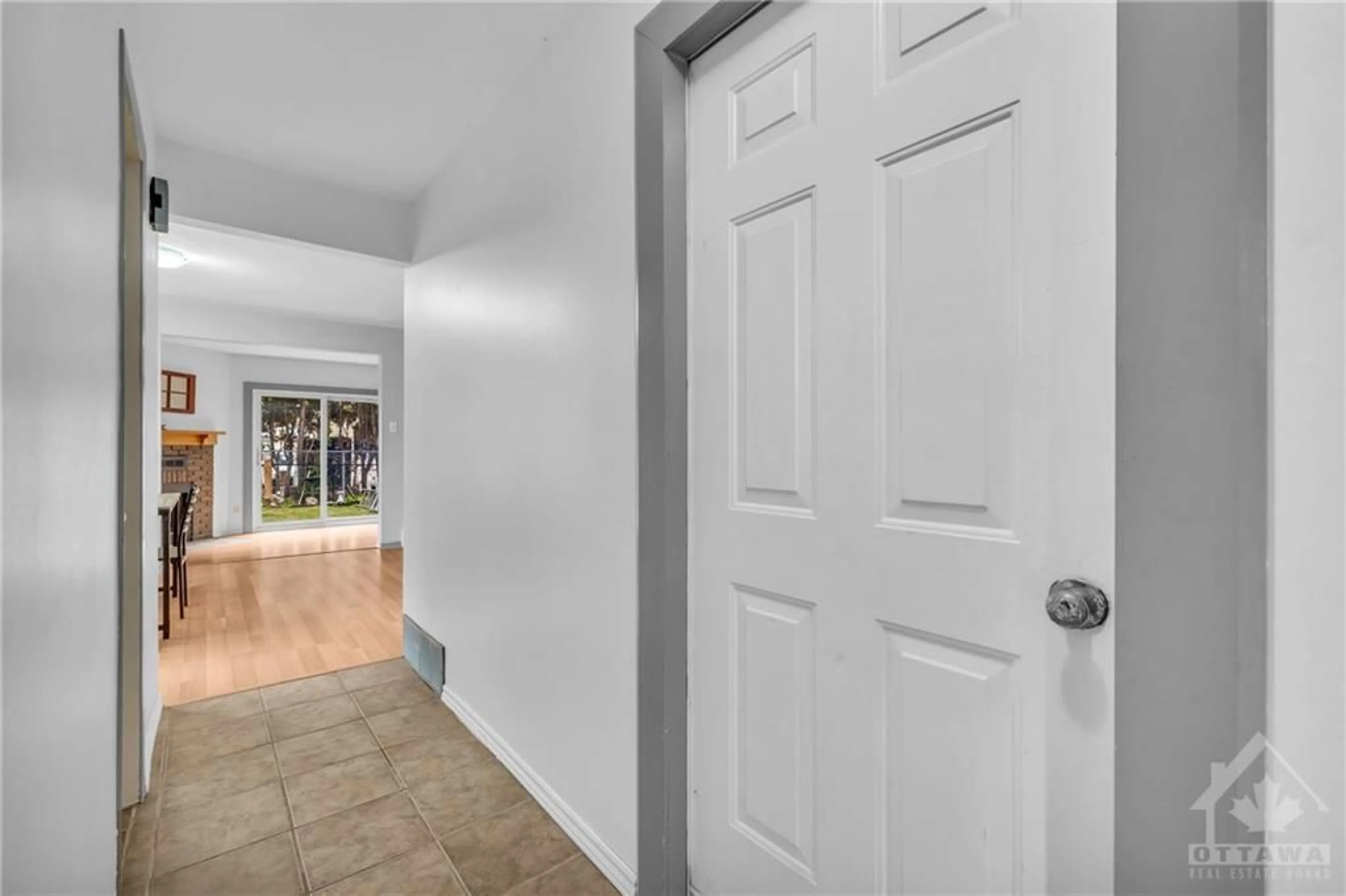 Indoor entryway, not visible floor for 59 SUNDBACK Lane, Ottawa Ontario K2L 2W9