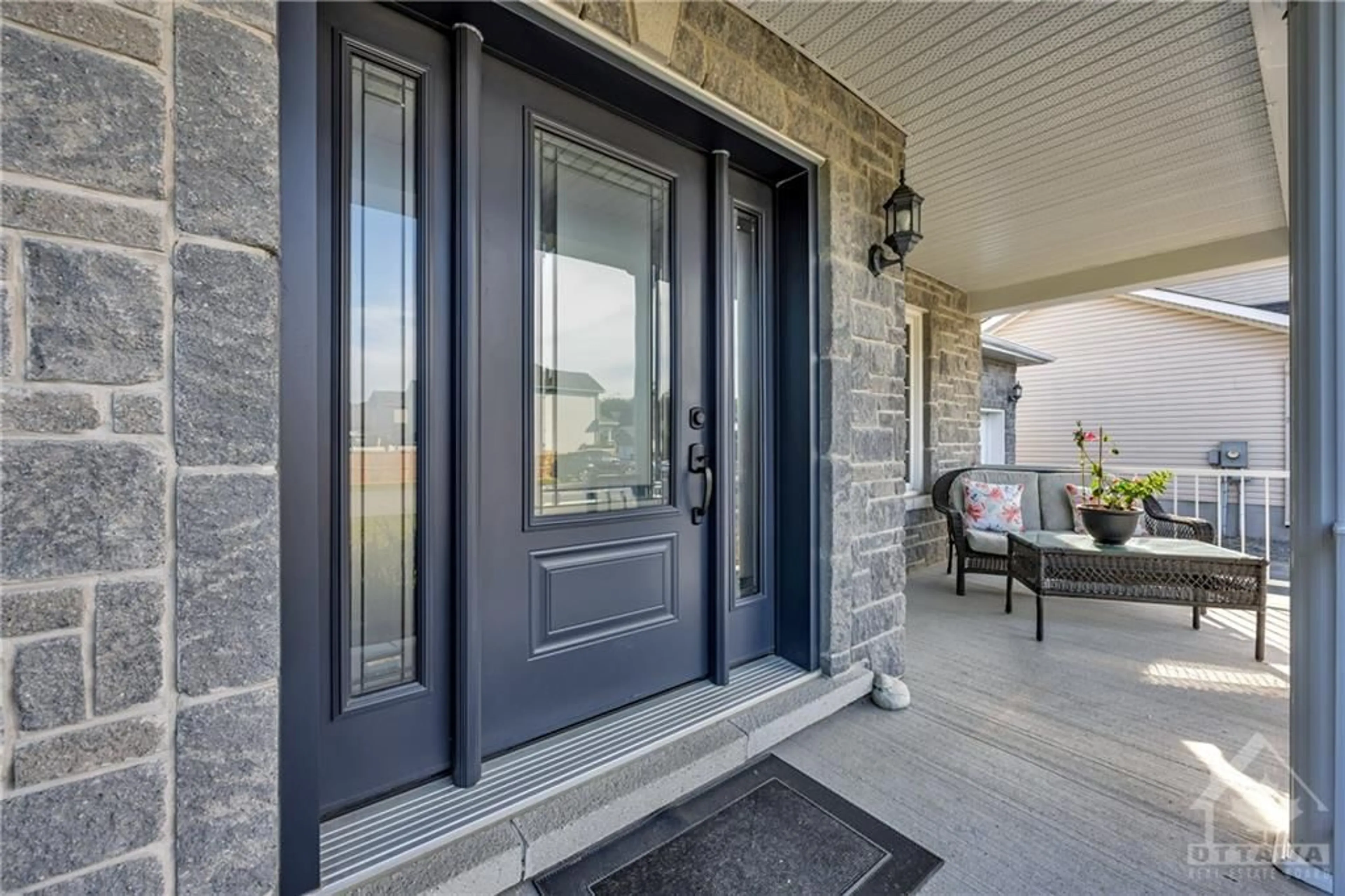 Indoor entryway, cement floor for 11 DESERT St, Limoges Ontario K0A 2M0