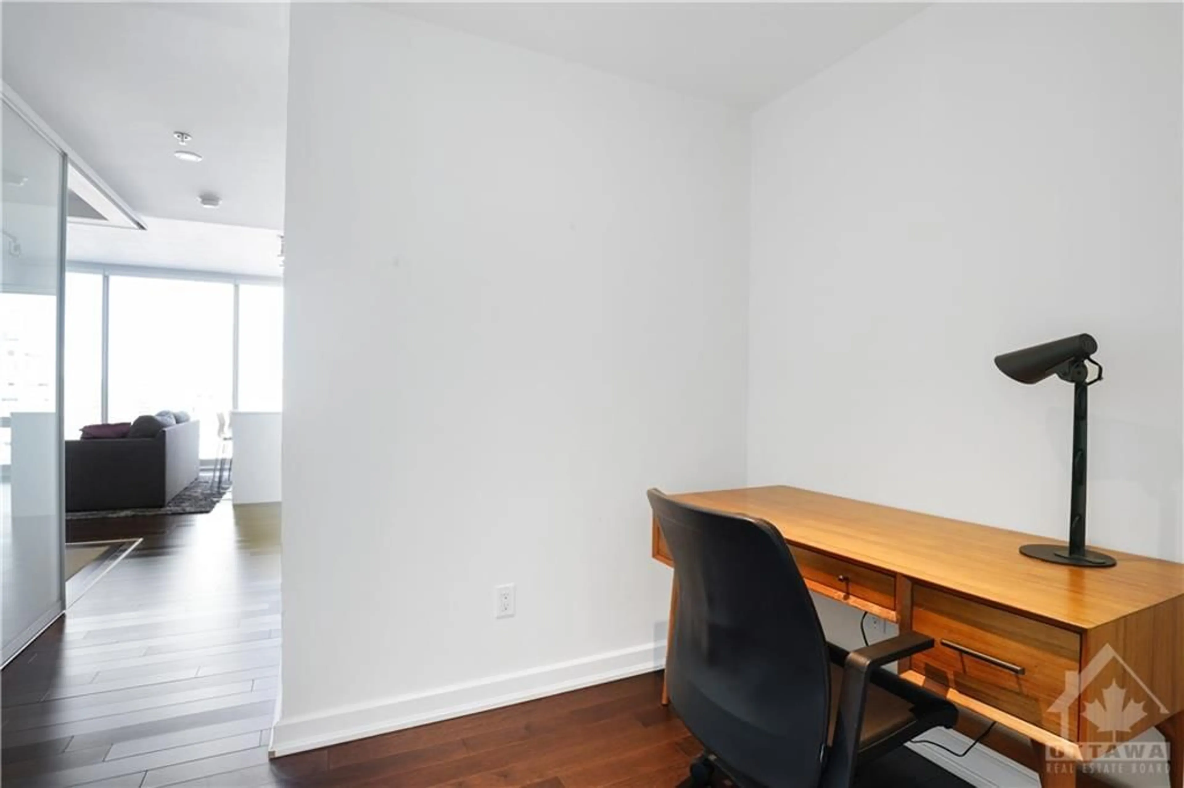 A pic of a room for 300 LISGAR St #1501, Ottawa Ontario K2P 0E2