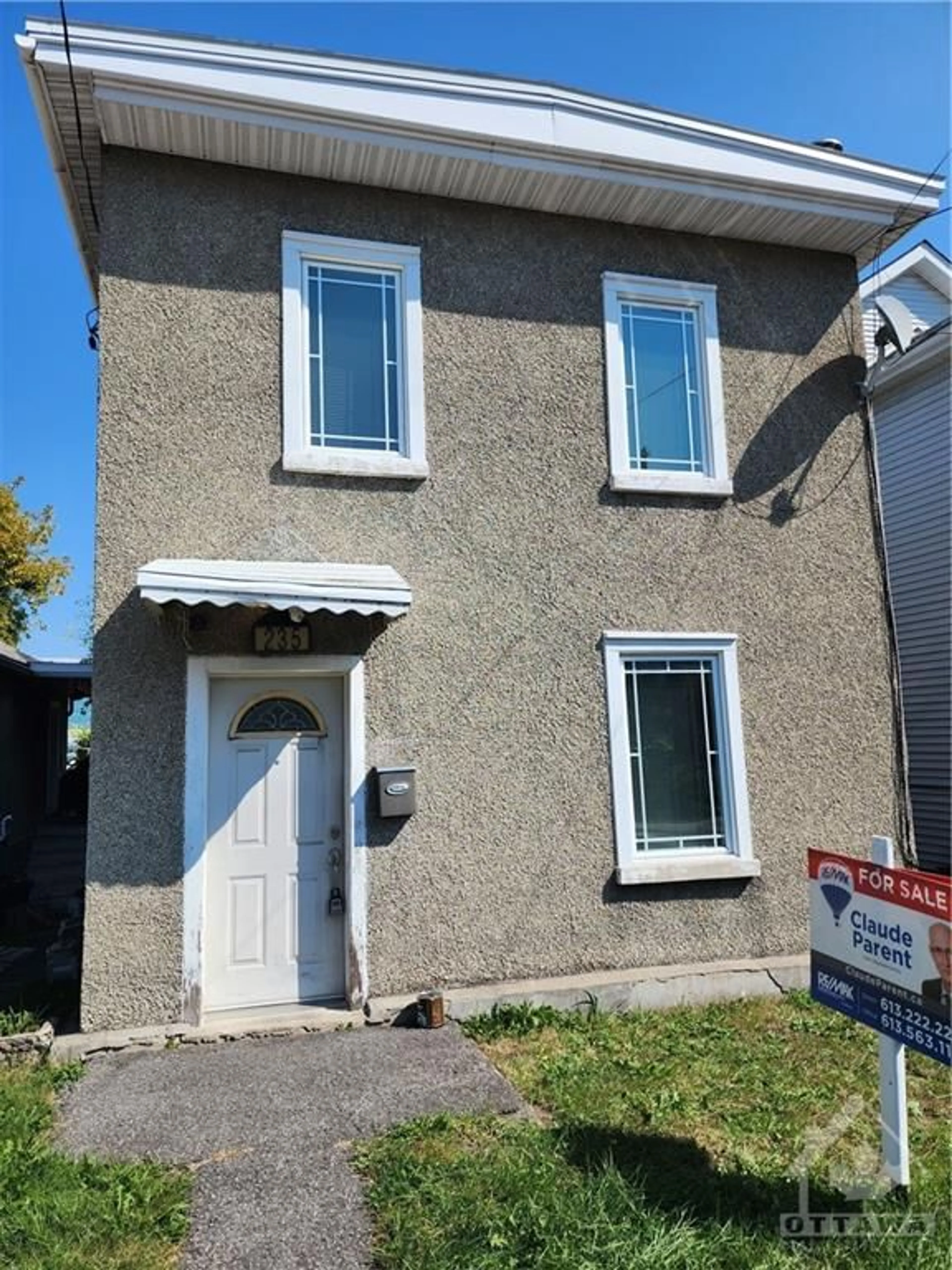 A pic from exterior of the house or condo for 235 LORETTA Ave, Ottawa Ontario K1S 4P6