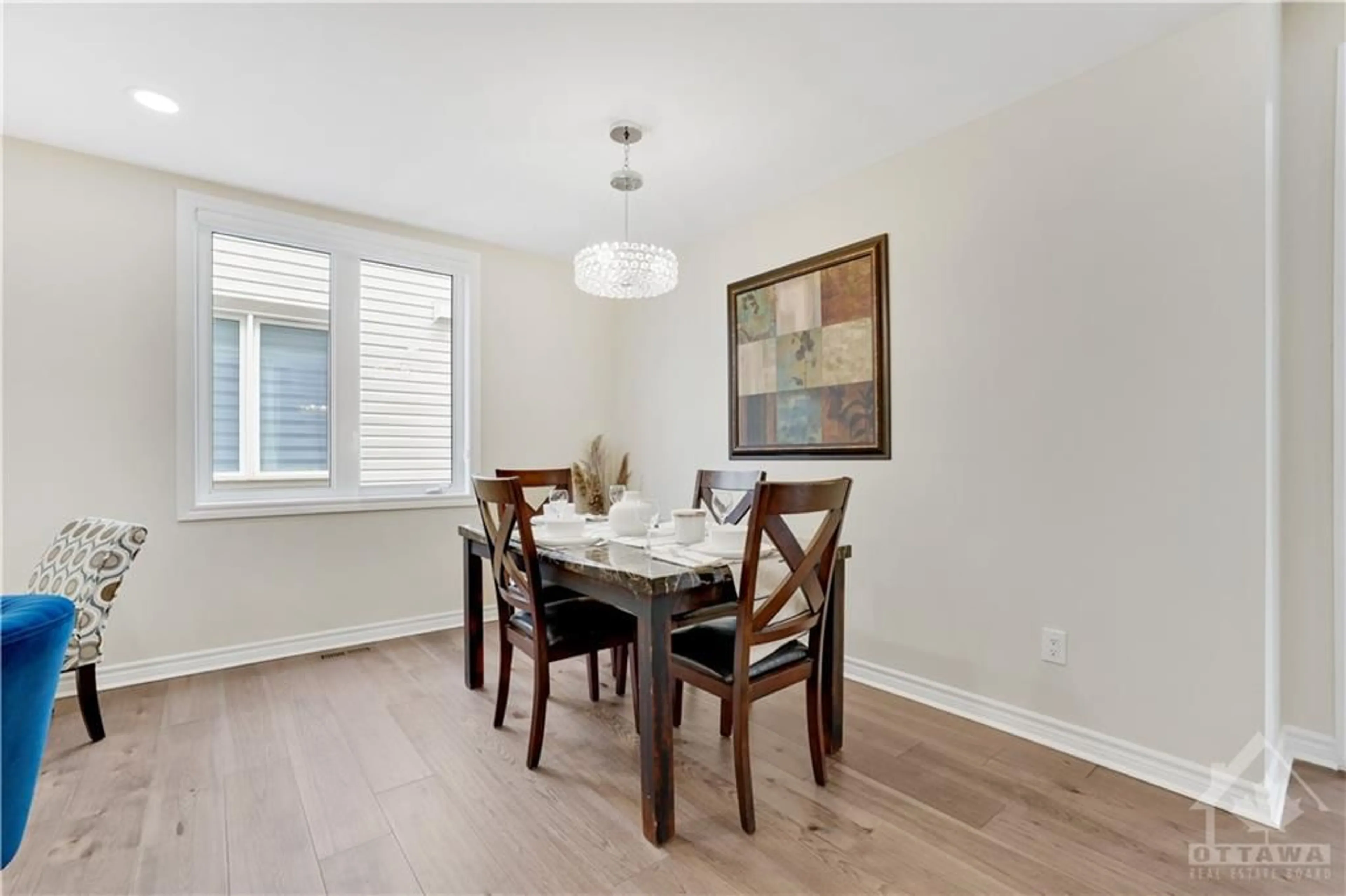 Dining room, wood floors, cottage for 2782 GRAND VISTA Cir, Barrhaven Ontario K2J 0W5