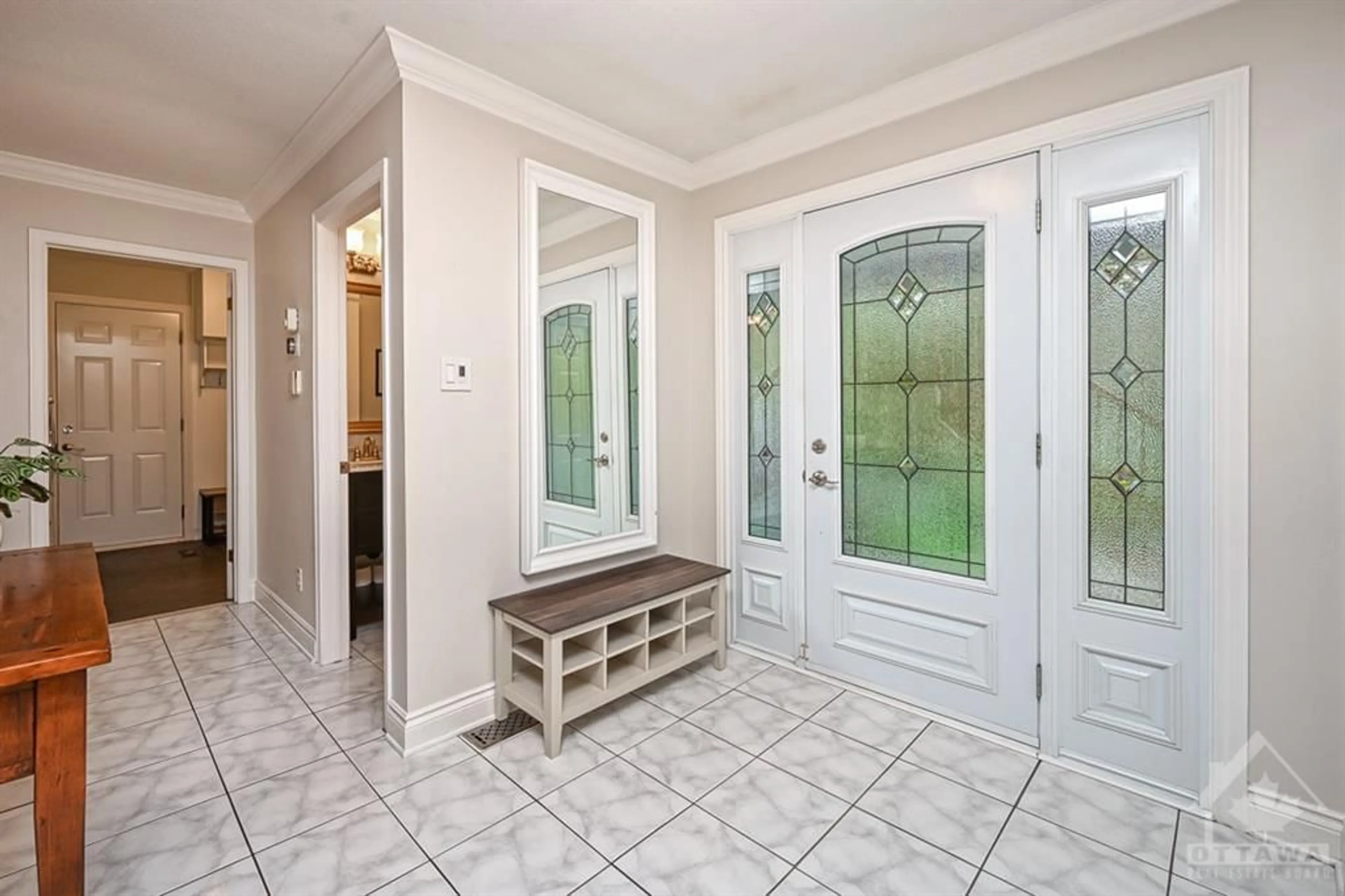 Indoor entryway, ceramic floors for 1635 ROYAL ORCHARD Dr, Cumberland Ontario K4C 1A9