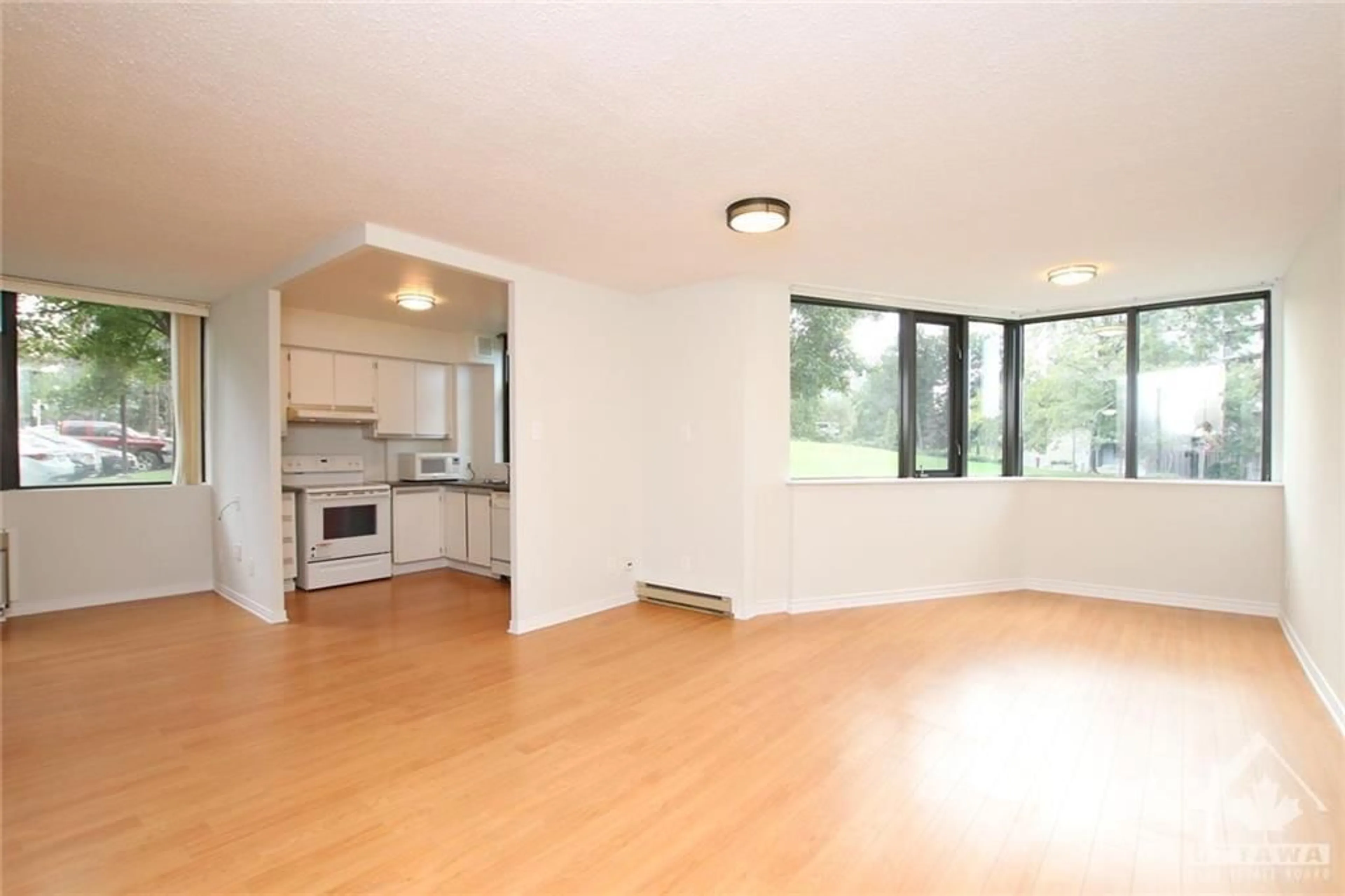 Other indoor space, wood floors for 2871 RICHMOND Rd #410, Ottawa Ontario K2B 8M5