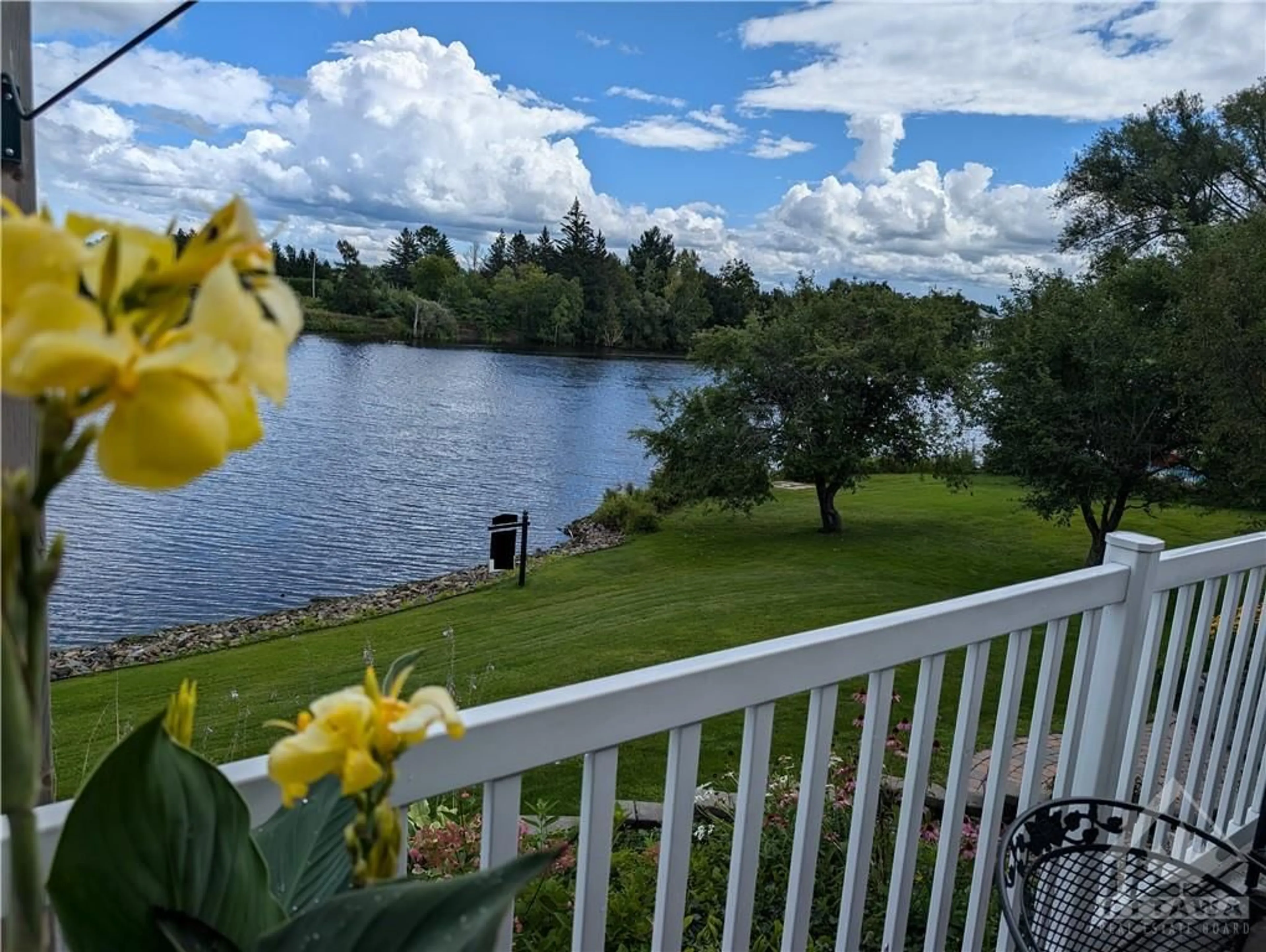 A pic from exterior of the house or condo, the view of lake or river for 1 RIDEAU GLEN Dr, Ottawa Ontario K2C 3H1