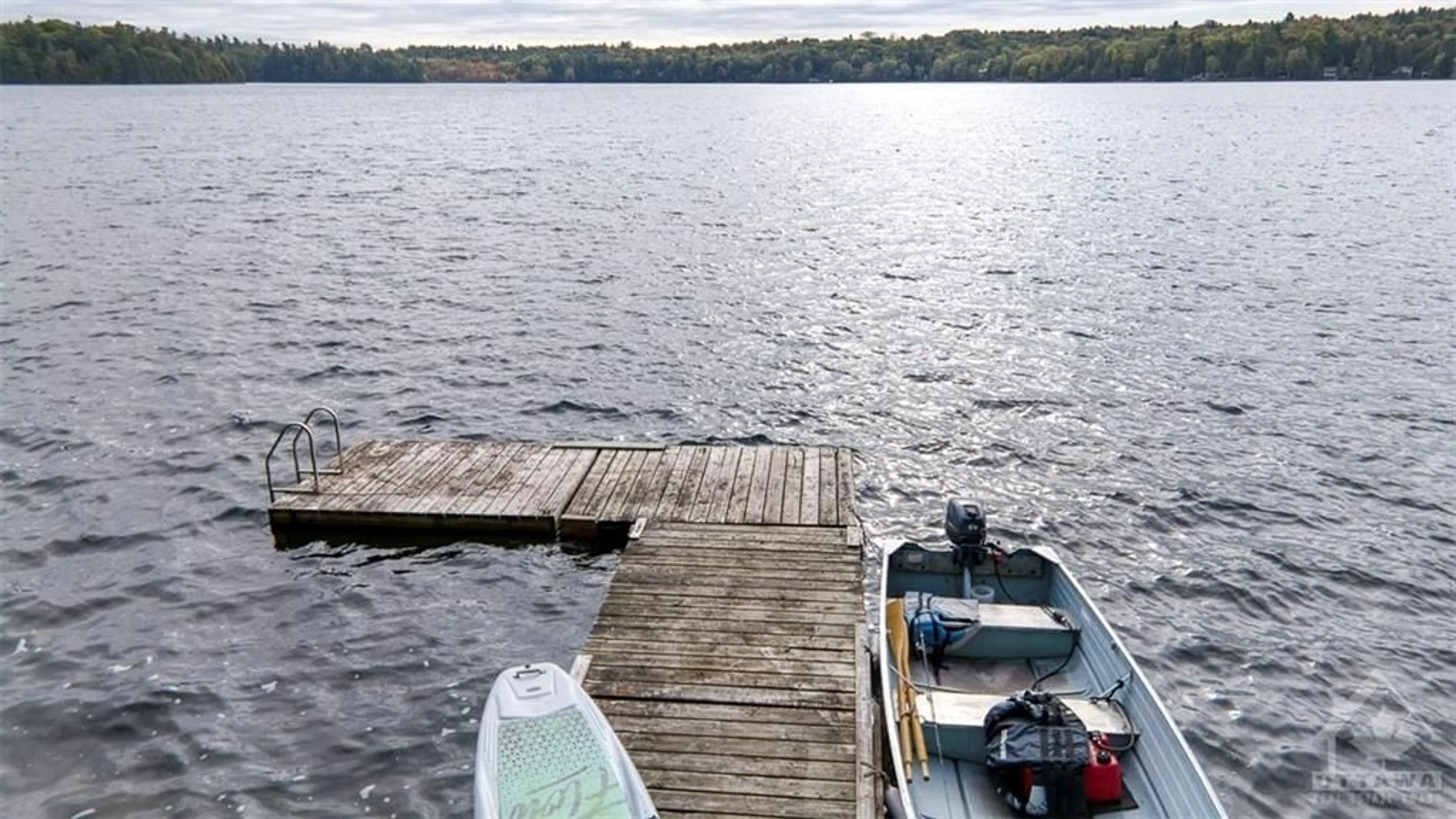 Patio, lake for 511 FARREN LAKE LANE 22A Rd, Sharbot Lake Ontario K0H 2P0