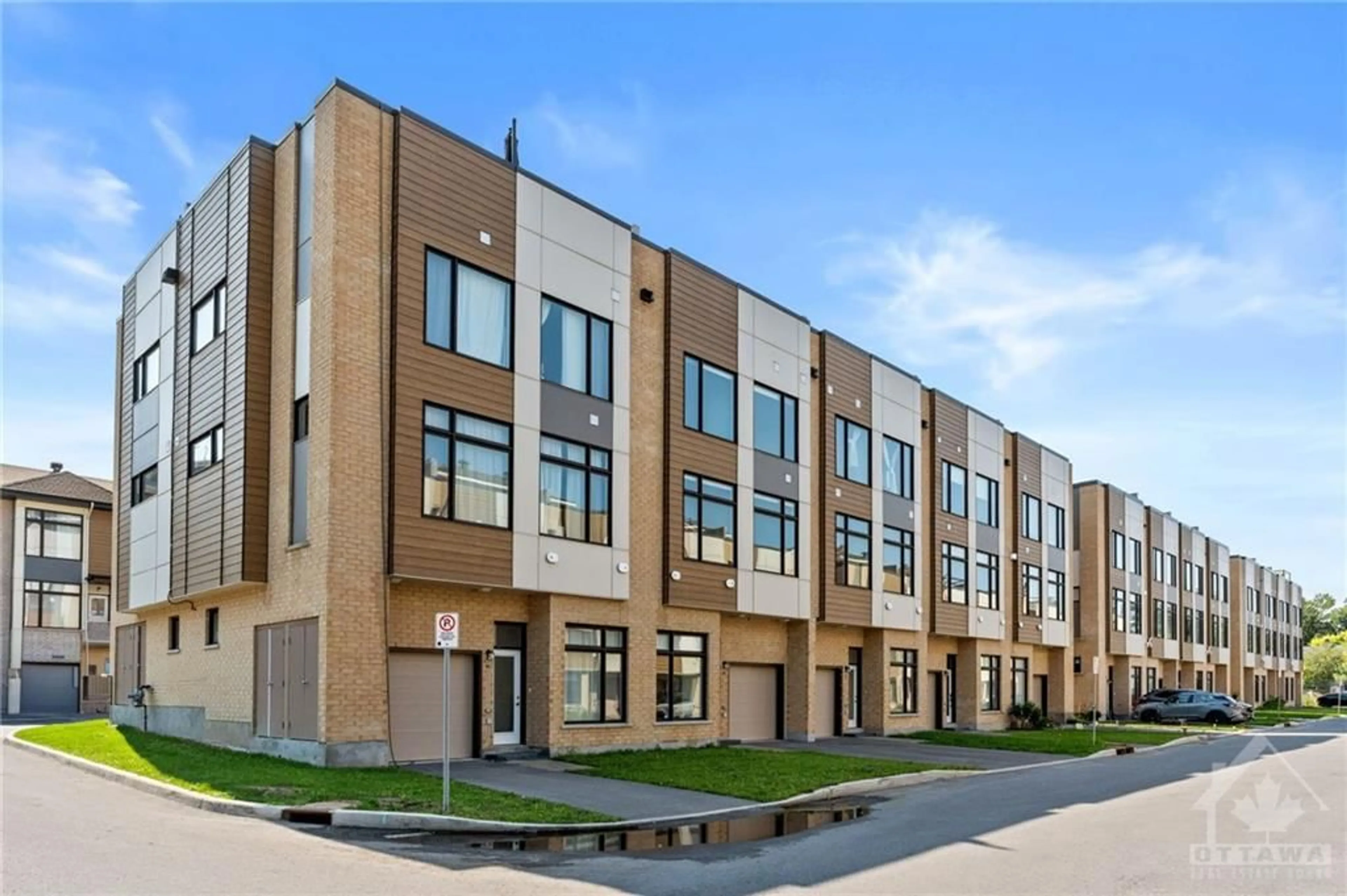 A pic from exterior of the house or condo, the front or back of building for 80 CHERRY BLOSSOM Pvt, Ottawa Ontario K2H 0C4