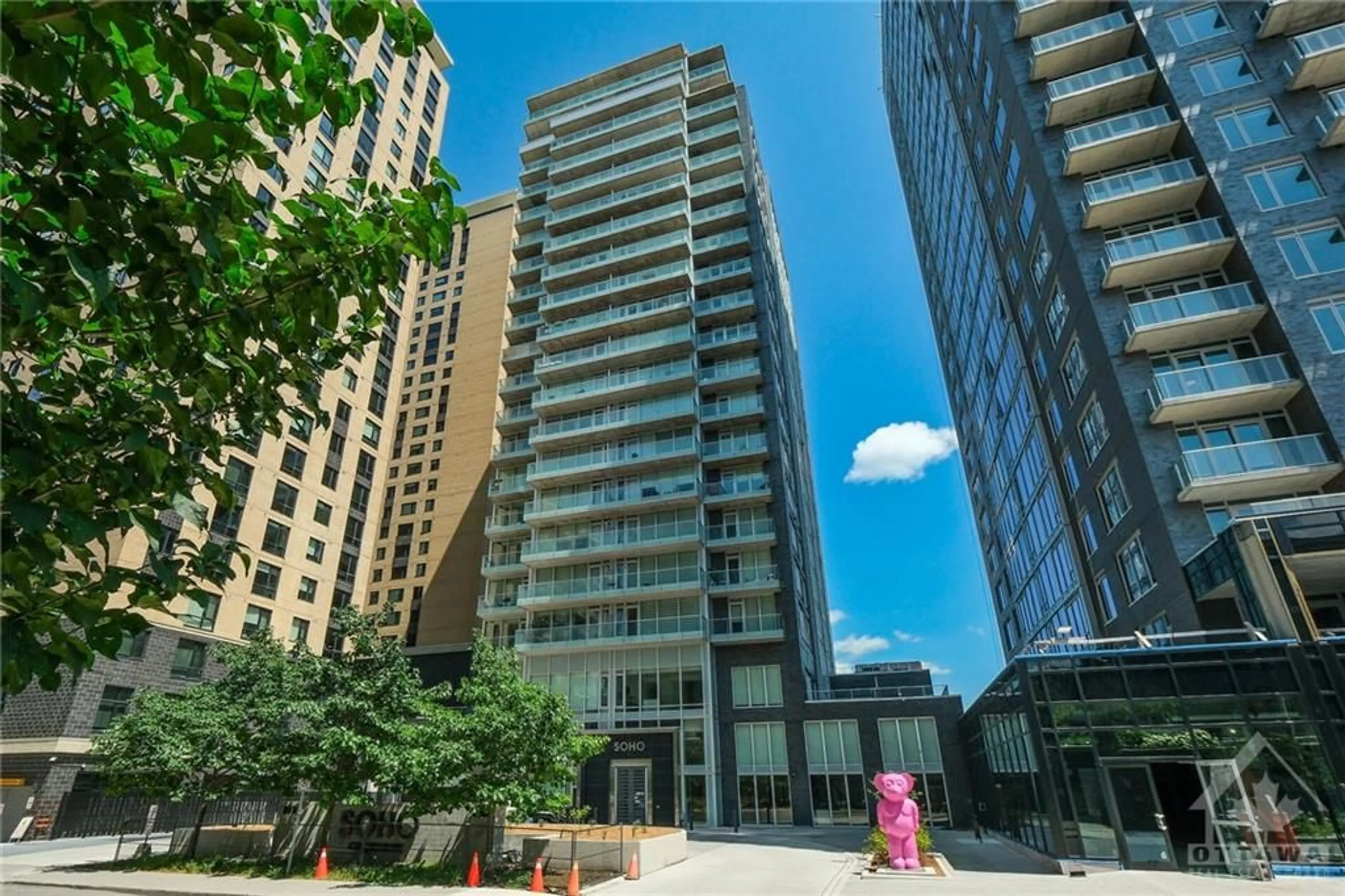 A pic from exterior of the house or condo, the view of city buildings for 111 CHAMPAGNE Ave #306, Ottawa Ontario K1S 5V3