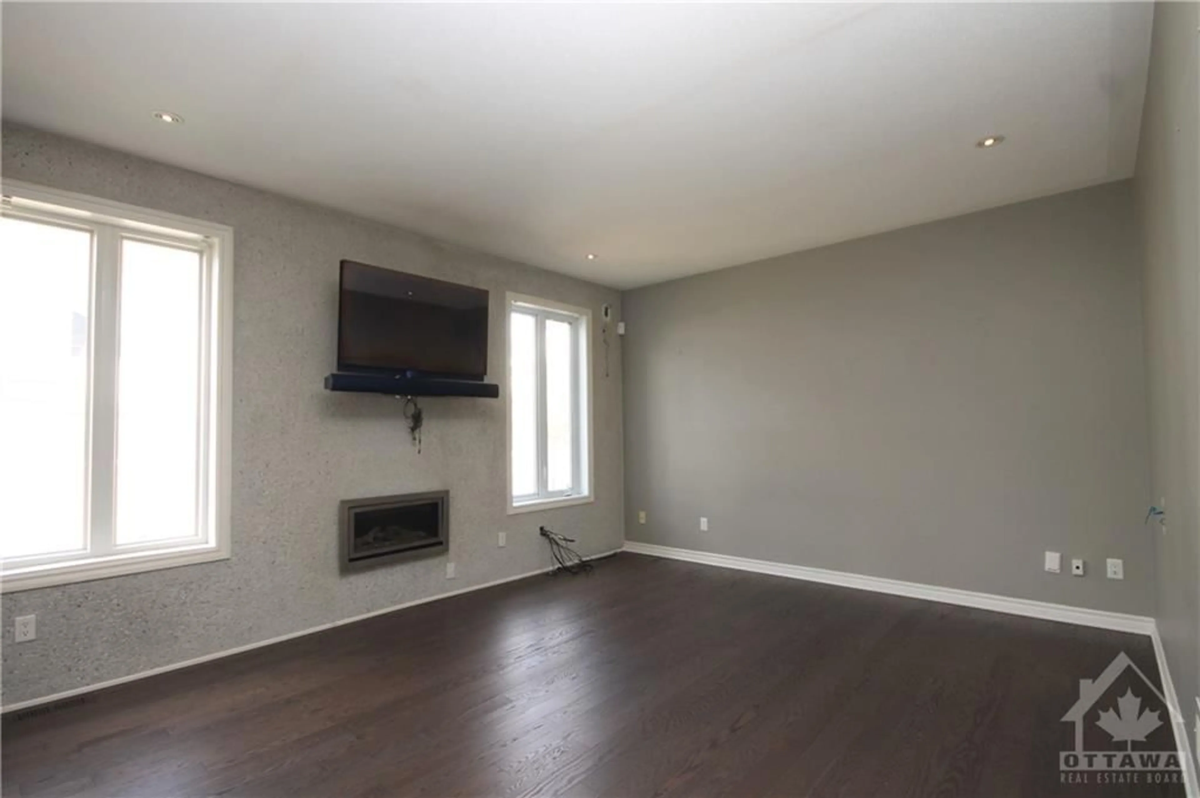 A pic of a room, wood floors for 322 FAIRLAKES Way, Ottawa Ontario K4A 0K8