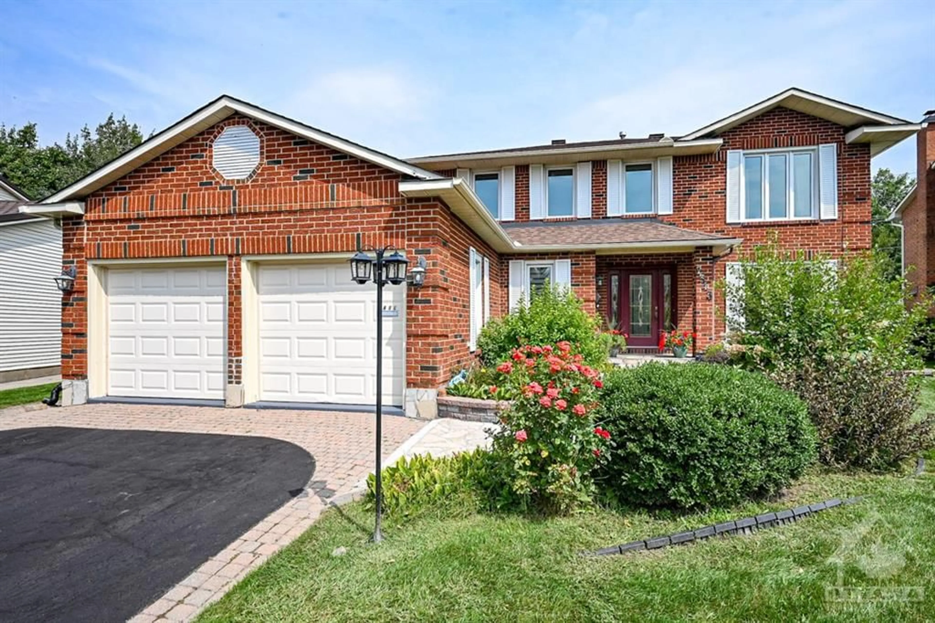 Home with brick exterior material for 1343 TURNER Cres, Ottawa Ontario K1E 2Y5