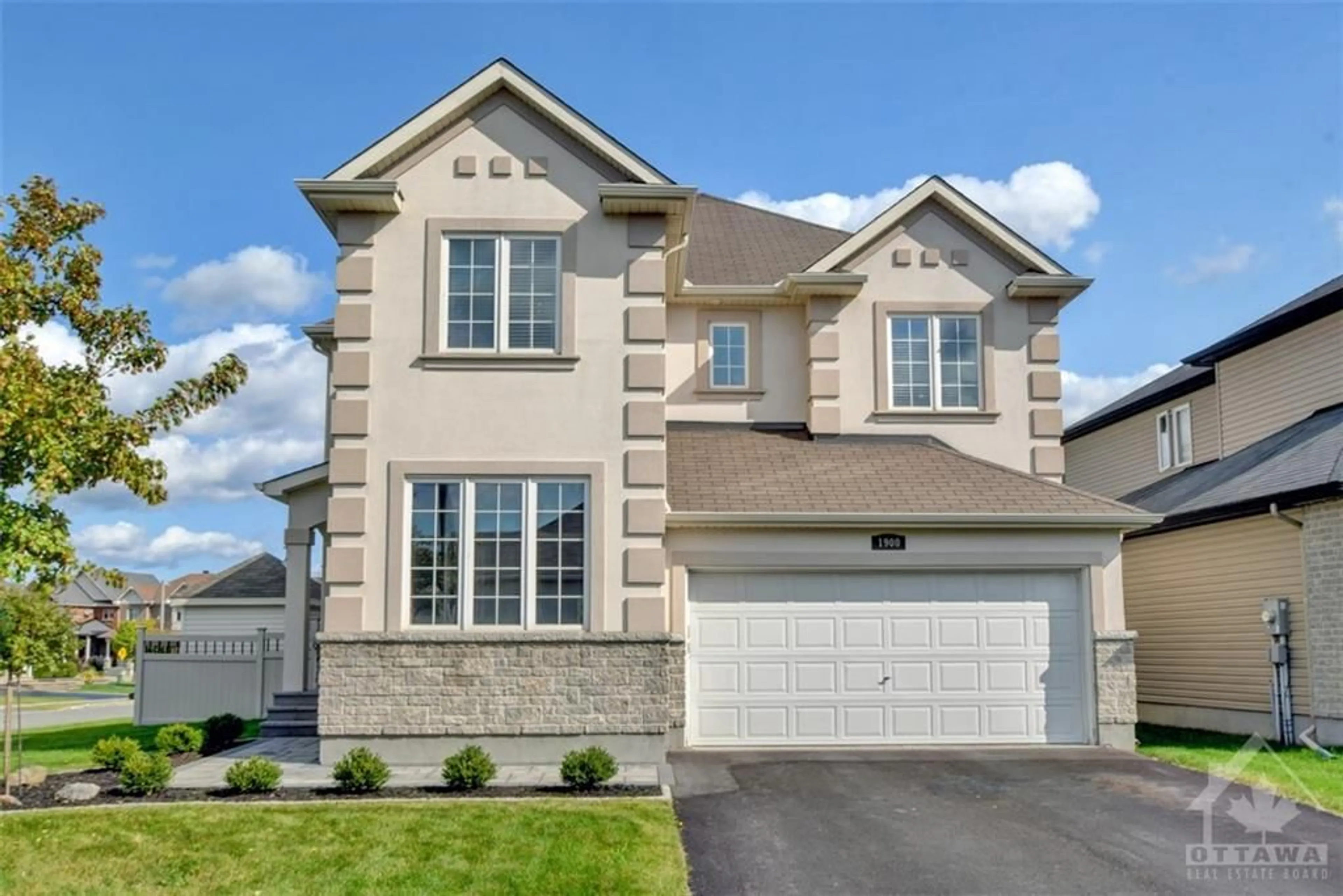 Frontside or backside of a home for 1900 MICKELBERRY Cres, Orleans Ontario K4A 0E5