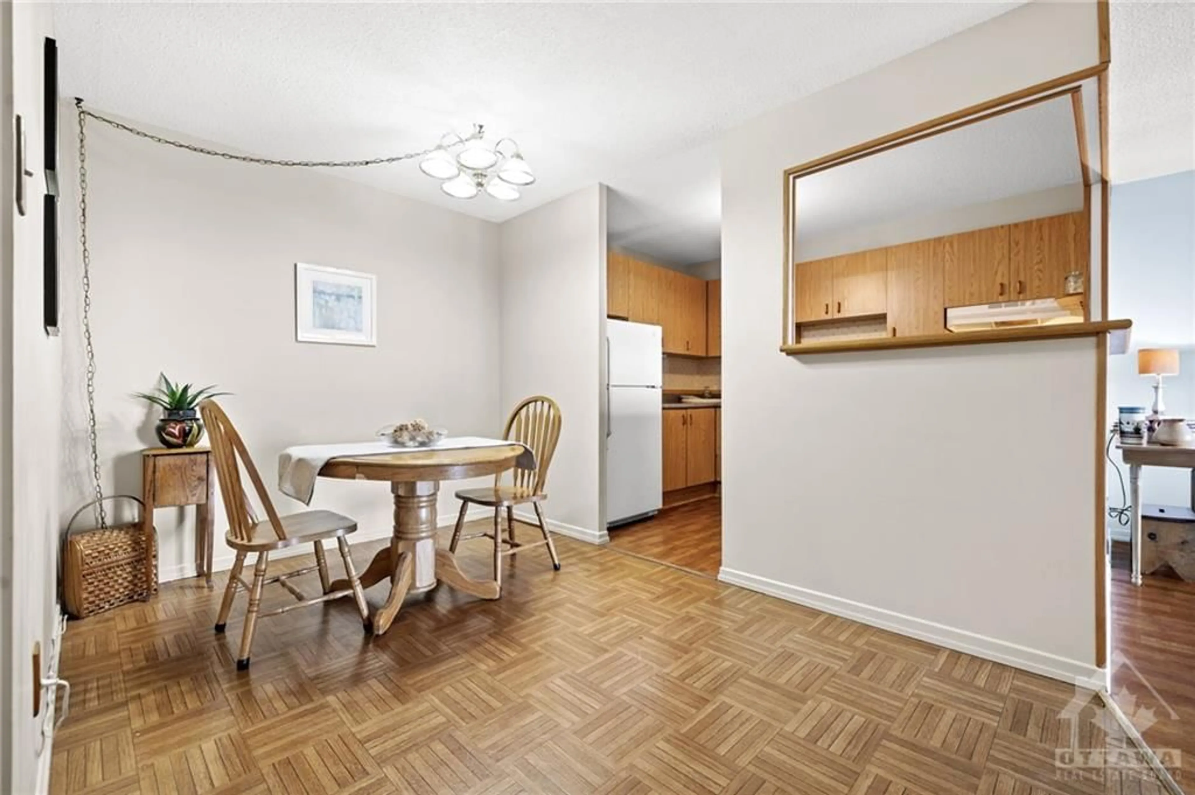 Dining room, wood floors, cottage for 1380 PRINCE OF WALES Dr #2609, Ottawa Ontario K2C 3N5