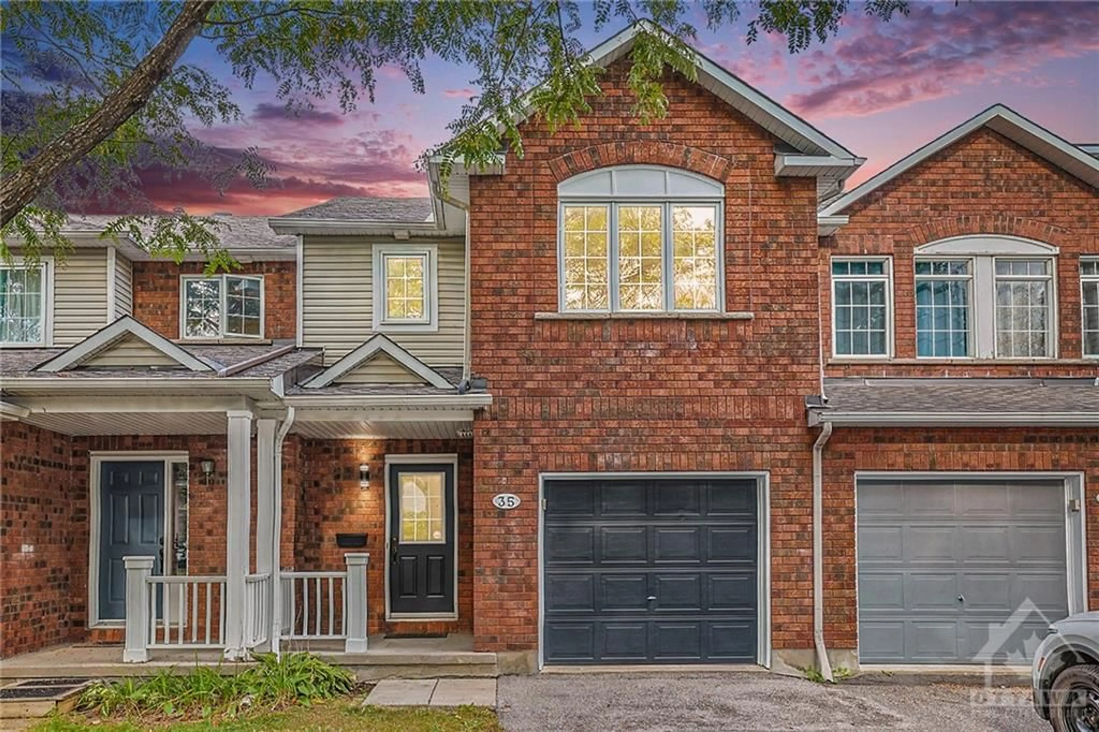 Home with brick exterior material for 35 KETTLEBY St, Kanata Ontario K2K 3C4